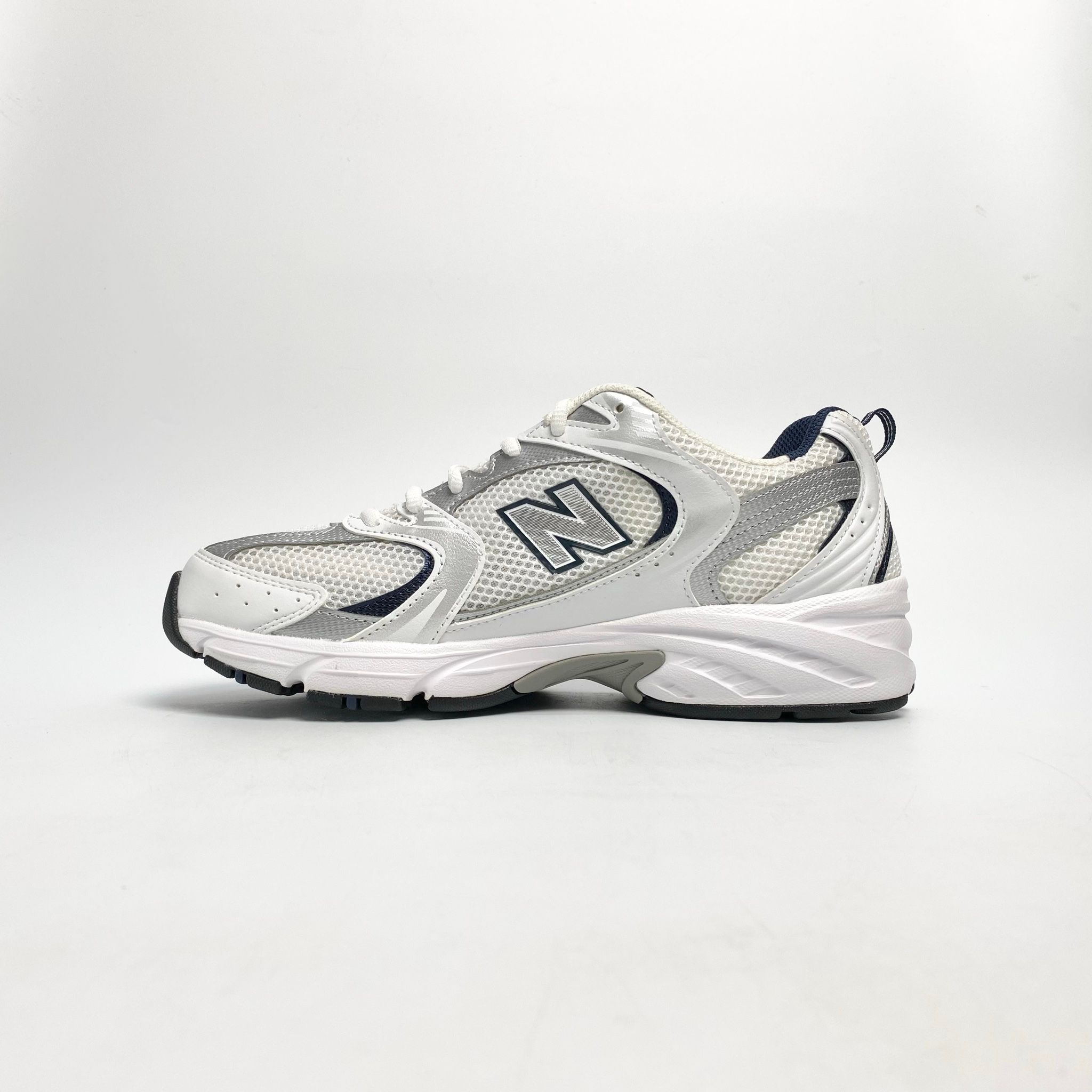 NEW BALANCE 530 RETRO RUNNING NAVY MR530SG