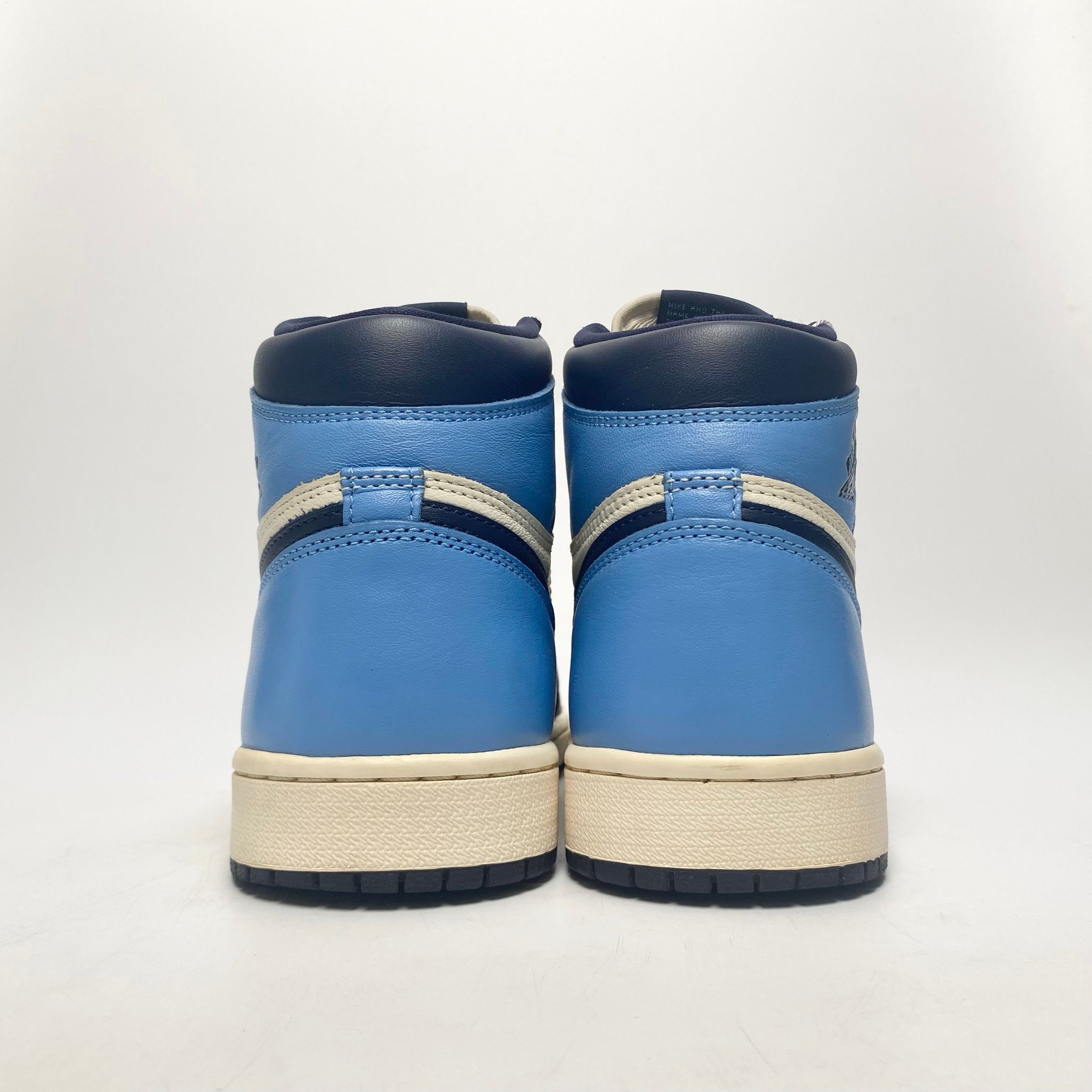 NIKE AIR JORDAN 1 RETRO HIGH OG OBSIDIAN 555088-140