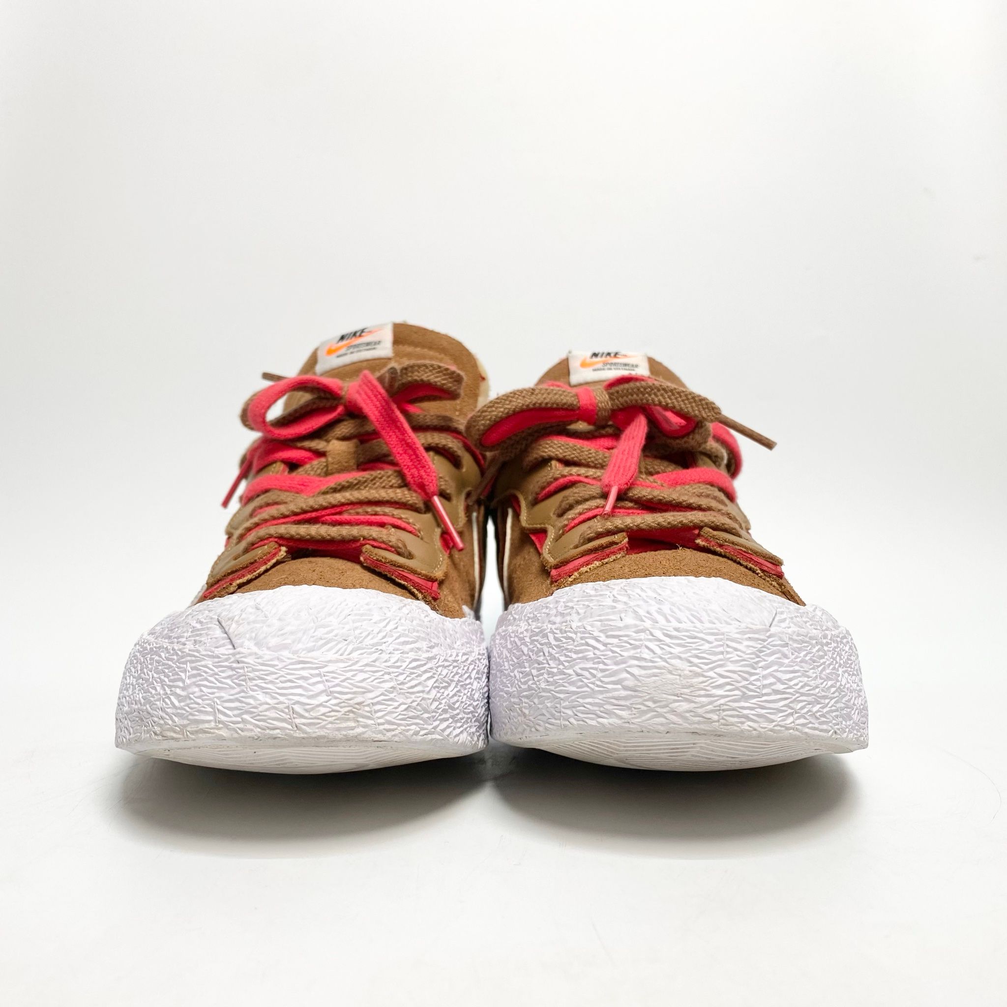 NIKE SACAI X BLAZER LOW BRITISH TAN DD1877-200