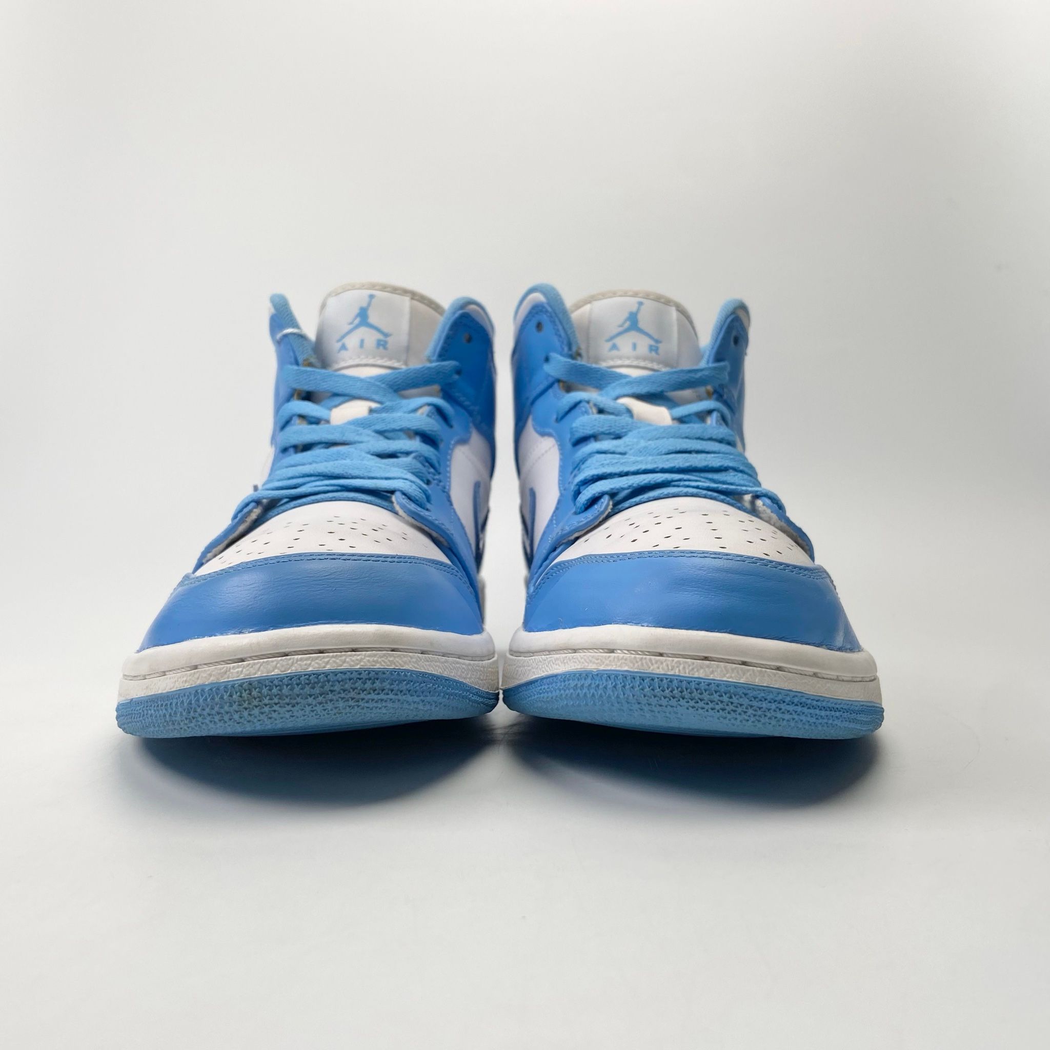 NIKE JORDAN 1 RETRO MID UNC - 554724-106