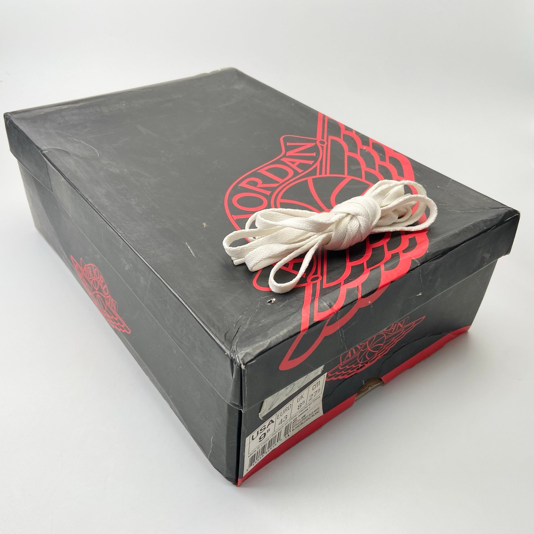 NIKE JORDAN 1 RETRO MID UNC - 554724-106