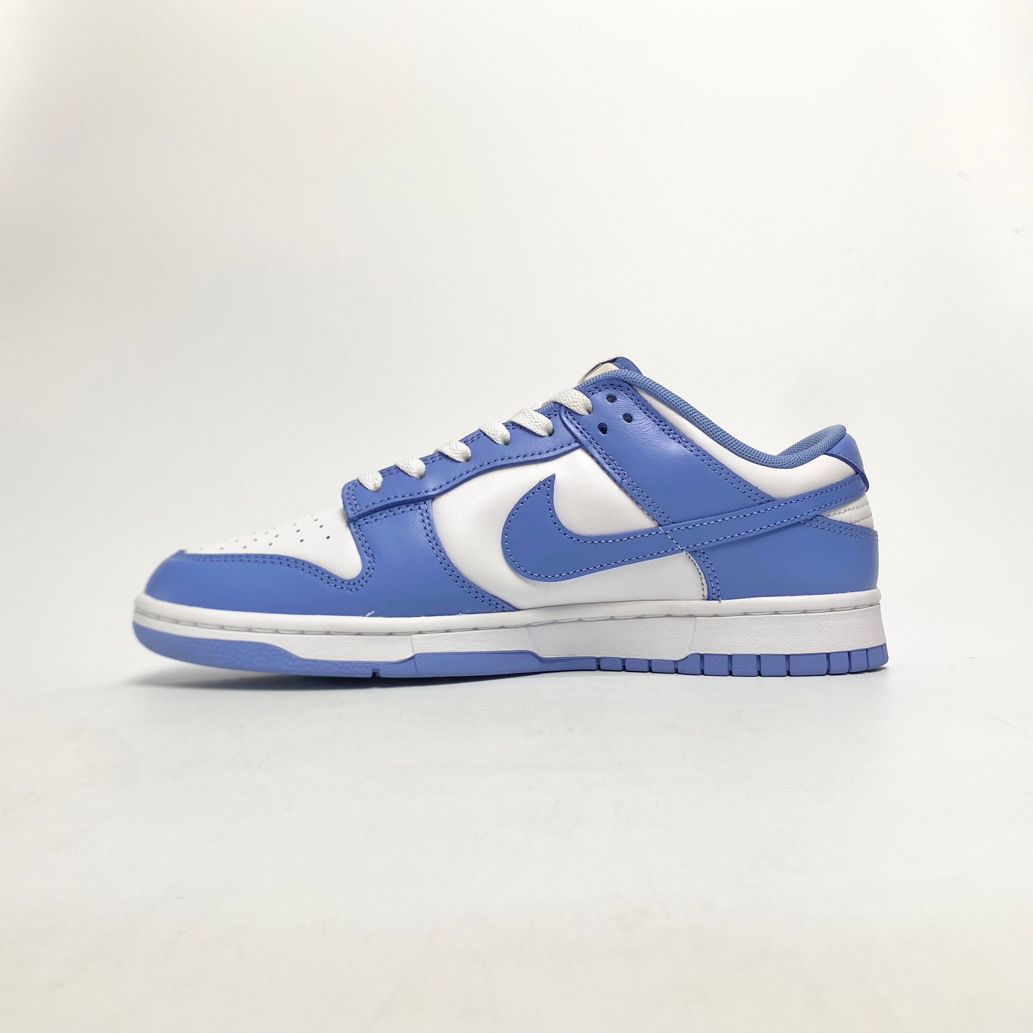 NIKE DUNK LOW RETRO WHITE POLAR BLUE DV0833-400