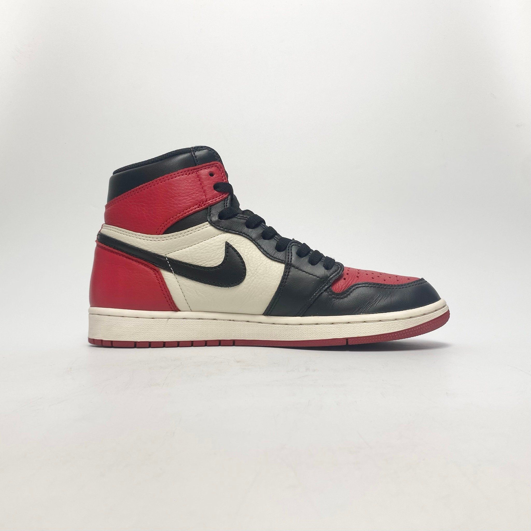 NIKE AIR JORDAN 1 RETRO HIGH BRED TOE 555088-610