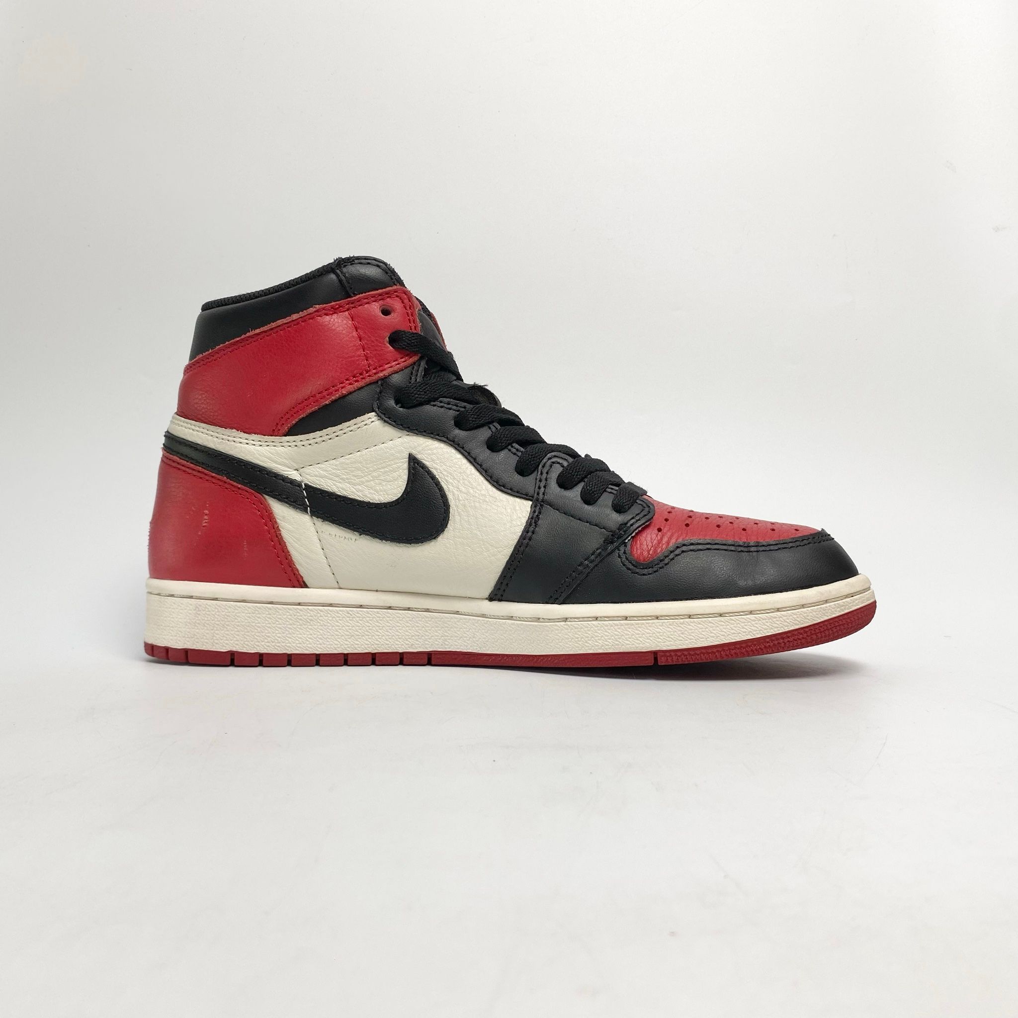 NIKE AIR JORDAN 1 RETRO HIGH BRED TOE 555088-610