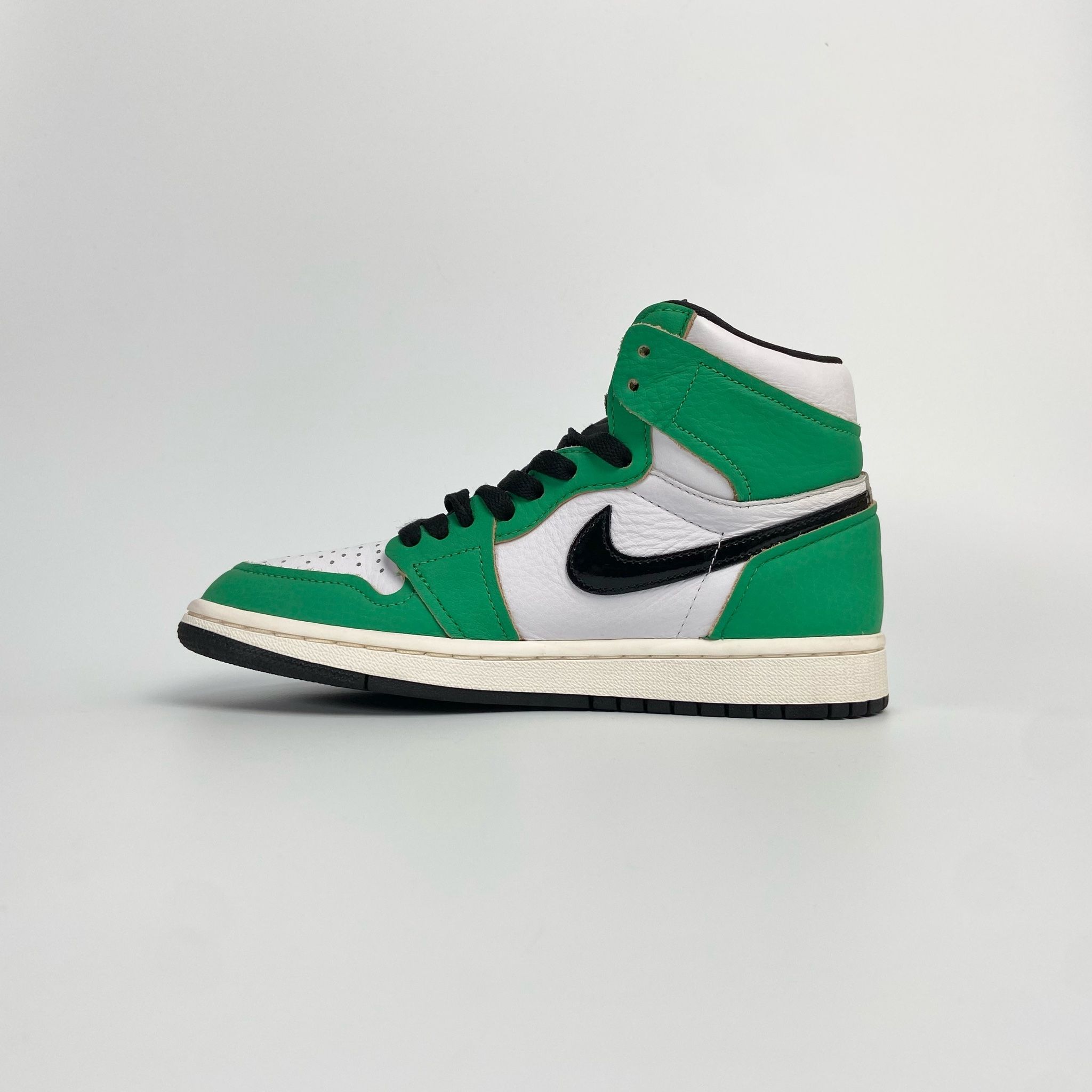 NIKE AIR JORDAN 1 RETRO HIGH LUCKY GREEN DB4612-300