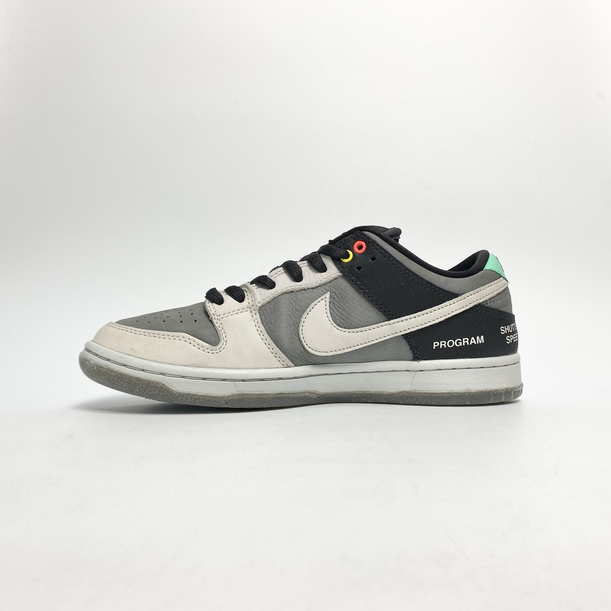 NIKE SB DUNK LOW CAMCORDER CV1659-001