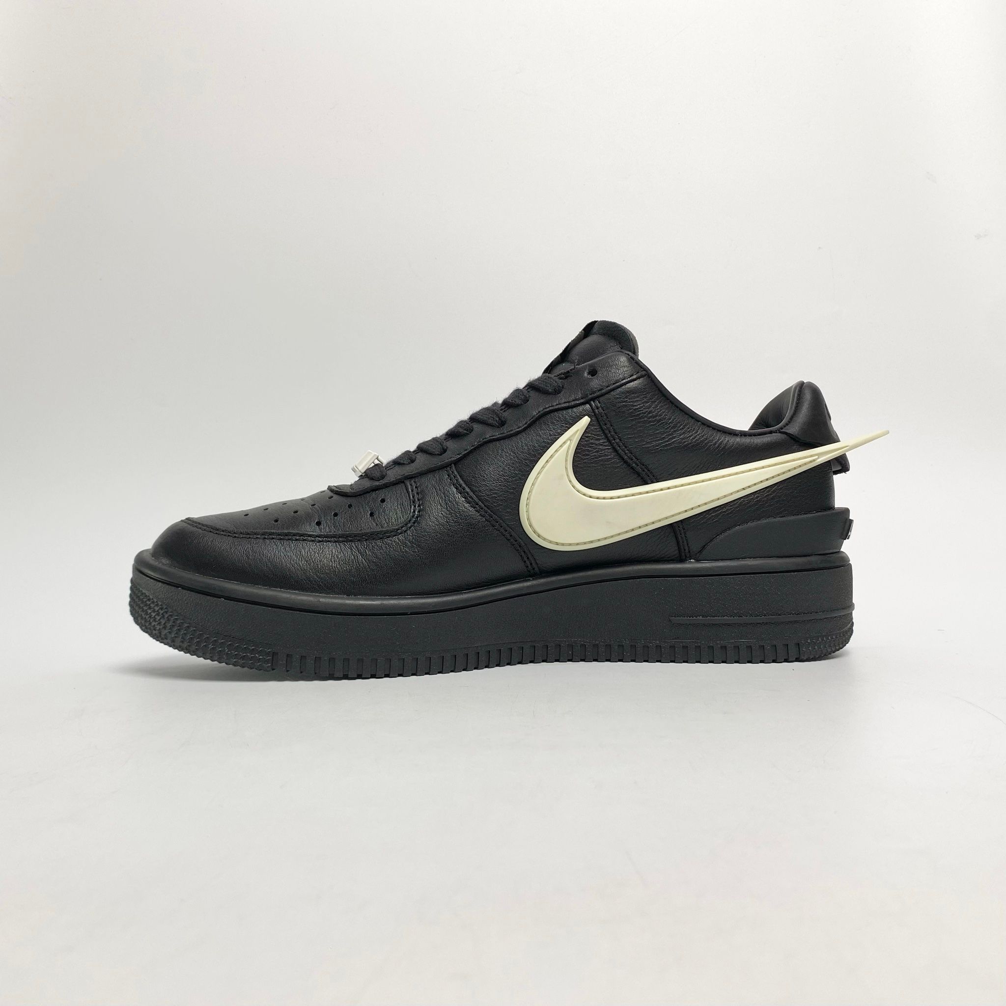 NIKE AMBUSH X AIR FORCE 1 LOW BLACK DV3464-001
