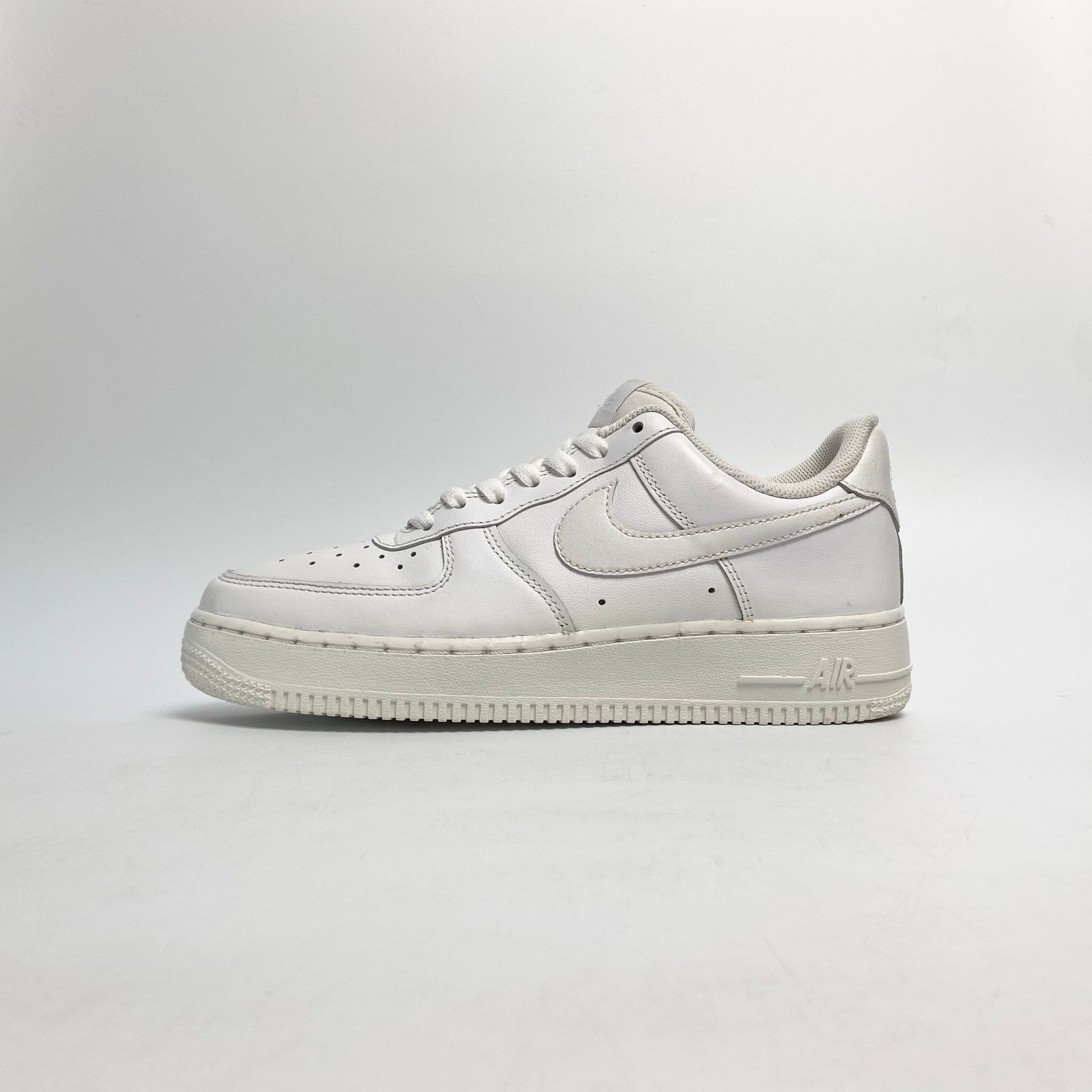 NIKE AIR FORCE 1 LOW WHITE 315115-112