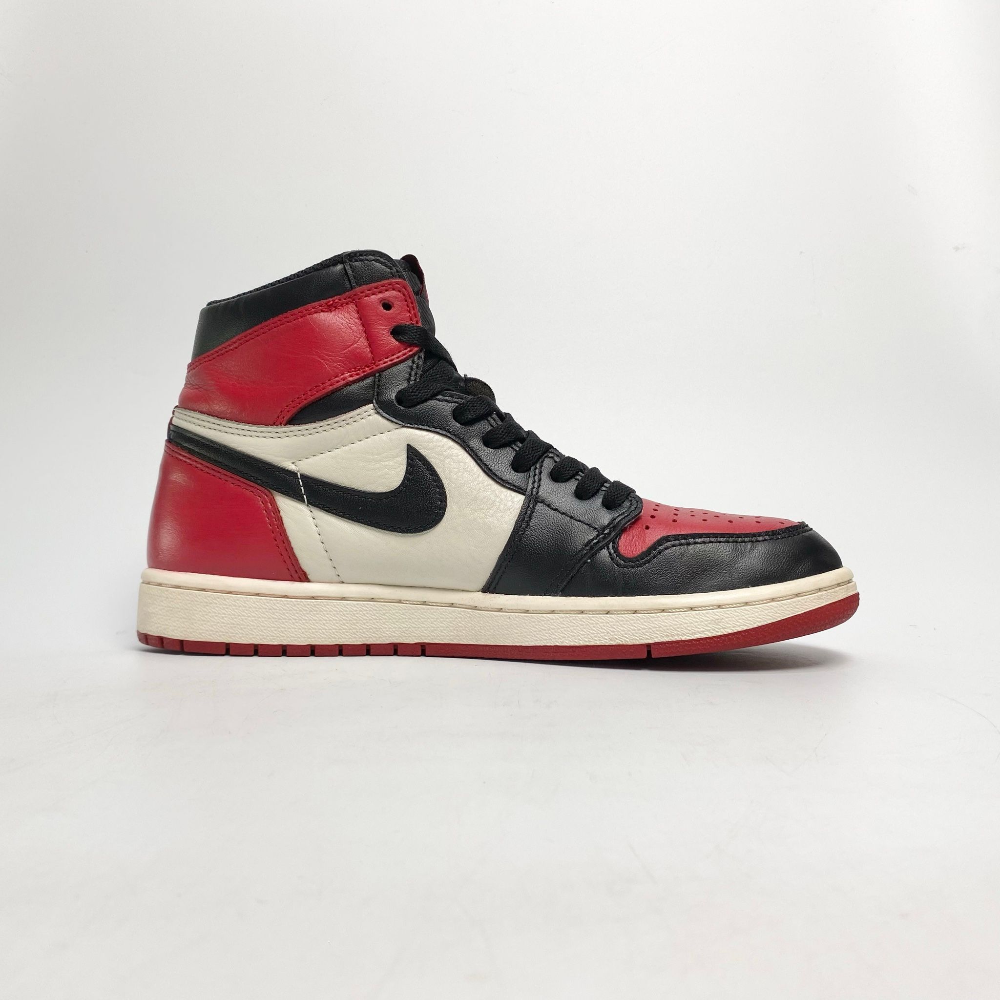NIKE AIR JORDAN 1 RETRO HIGH BRED TOE 555088-610