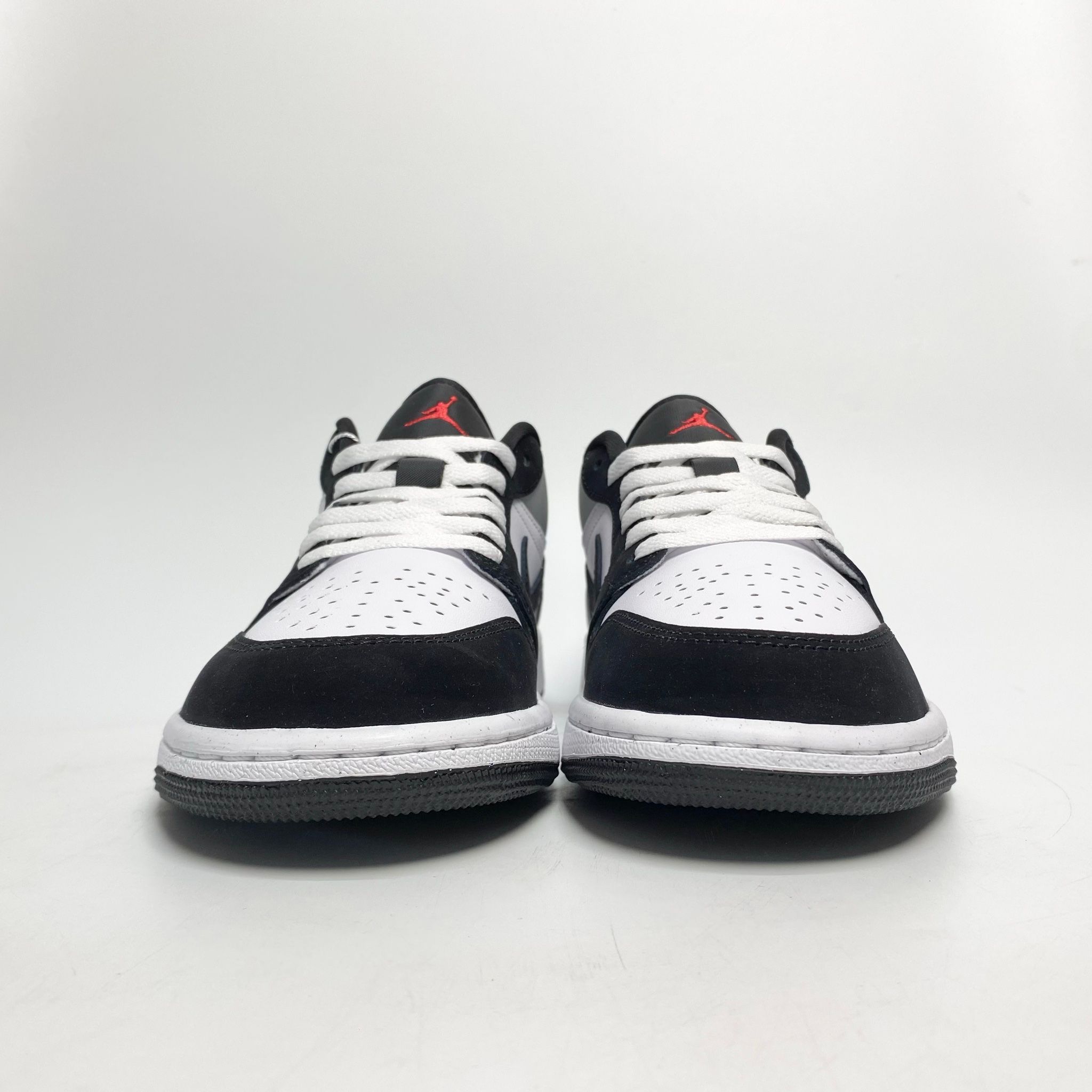 NIKE AIR JORDAN 1 LOW BLACK MATTE SILVER HF3148-106