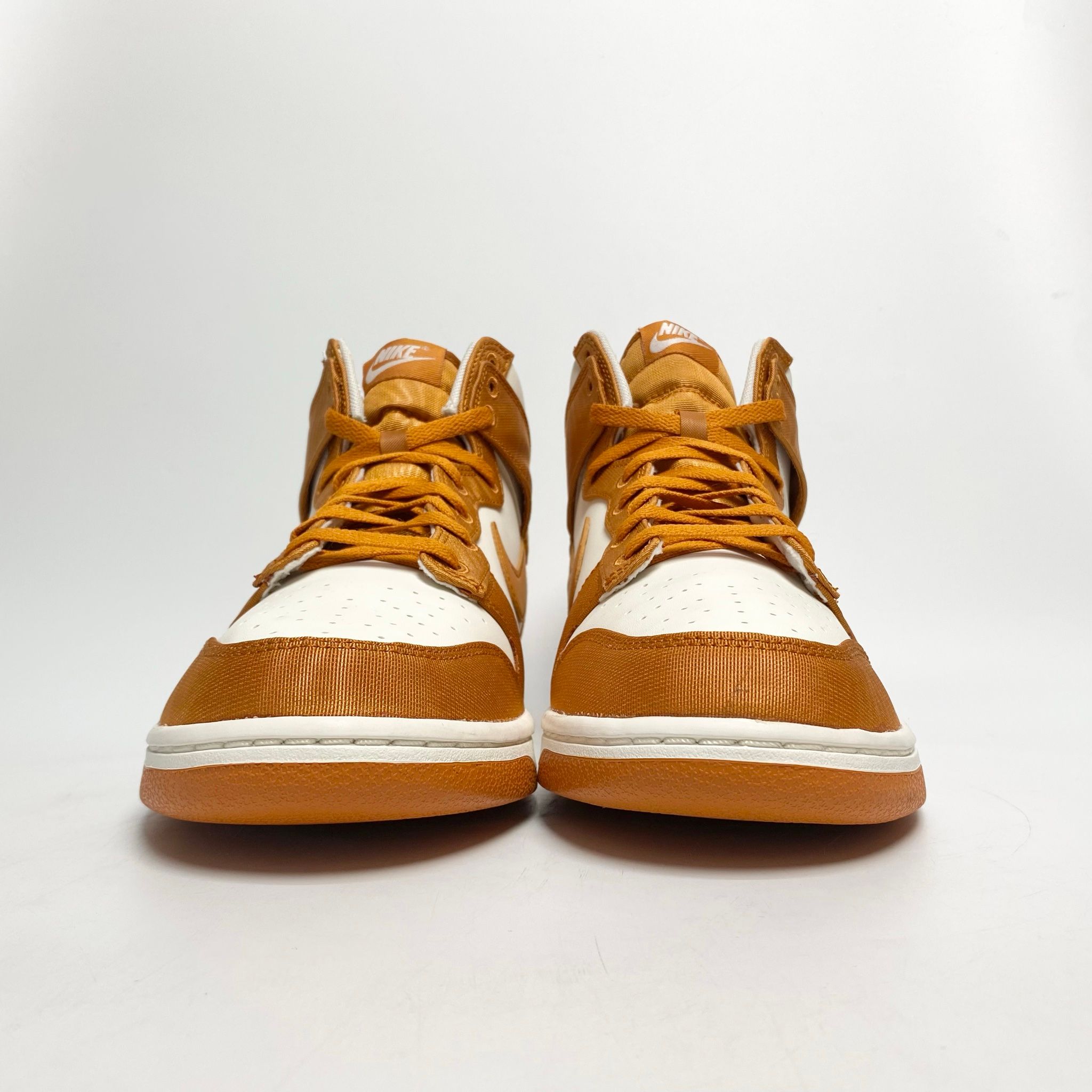 NIKE DUNK HIGH RETRO SE MONARCH DV7223-800