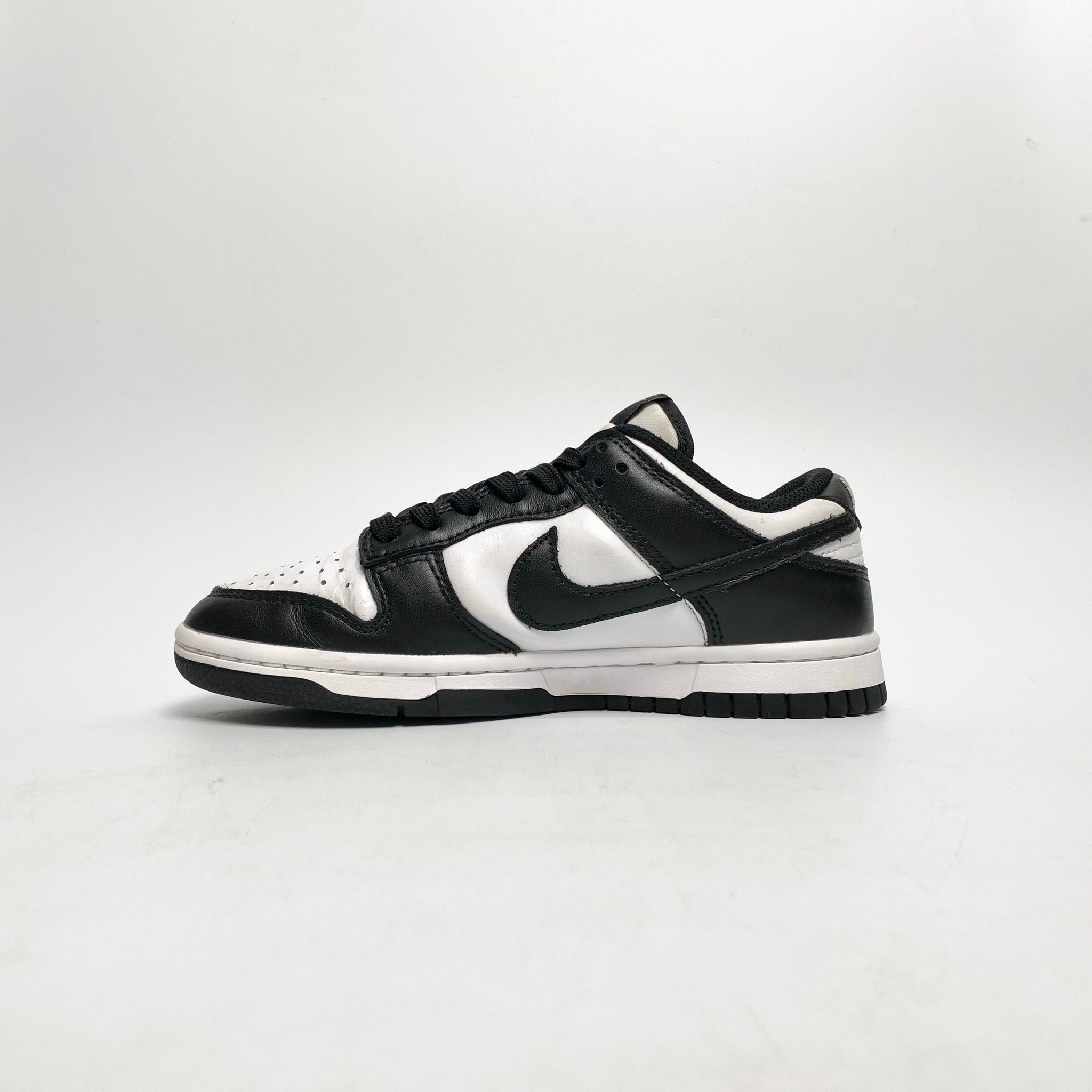 NIKE DUNK LOW WHITE BLACK 2021 DD1503-101