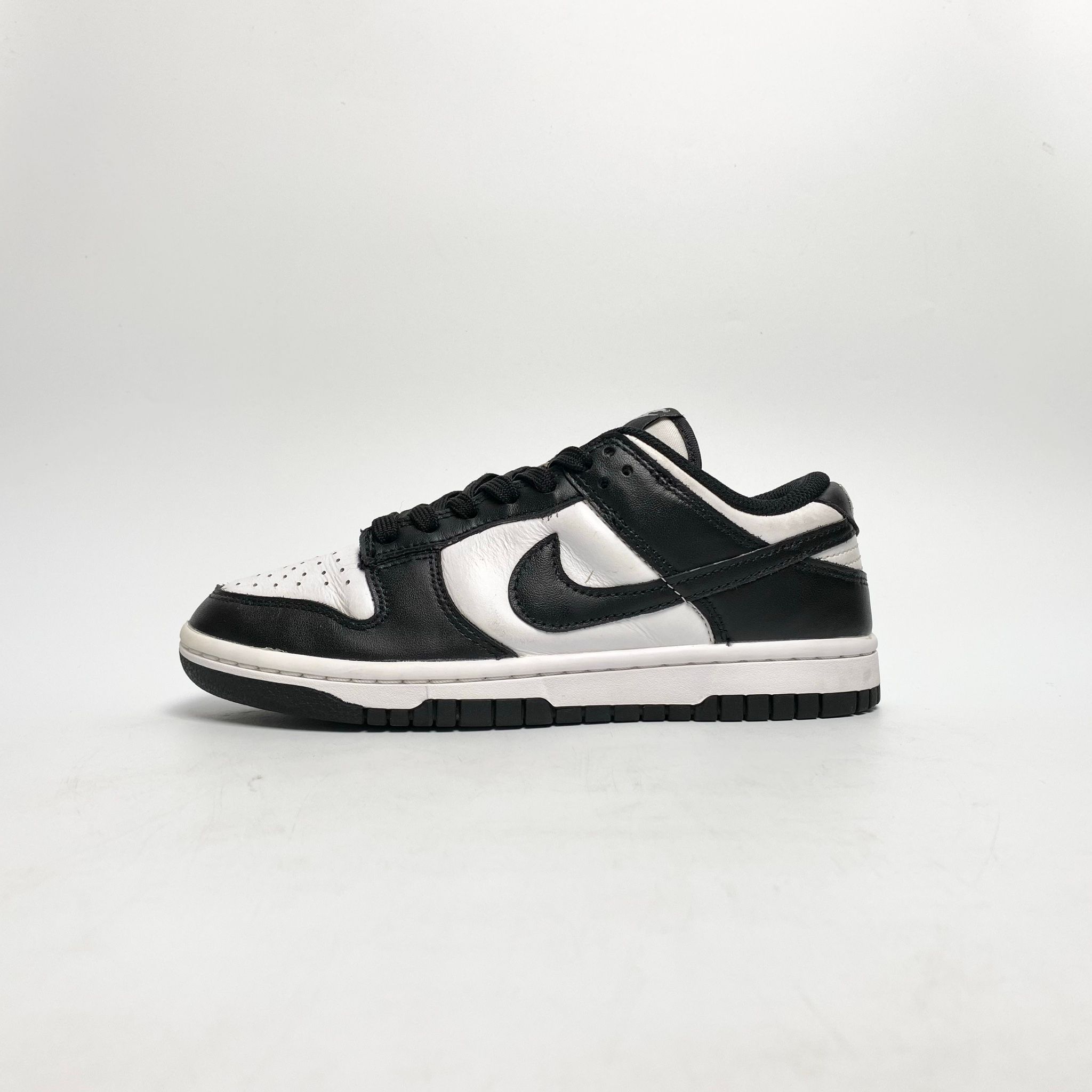 NIKE DUNK LOW WHITE BLACK 2021 DD1503-101