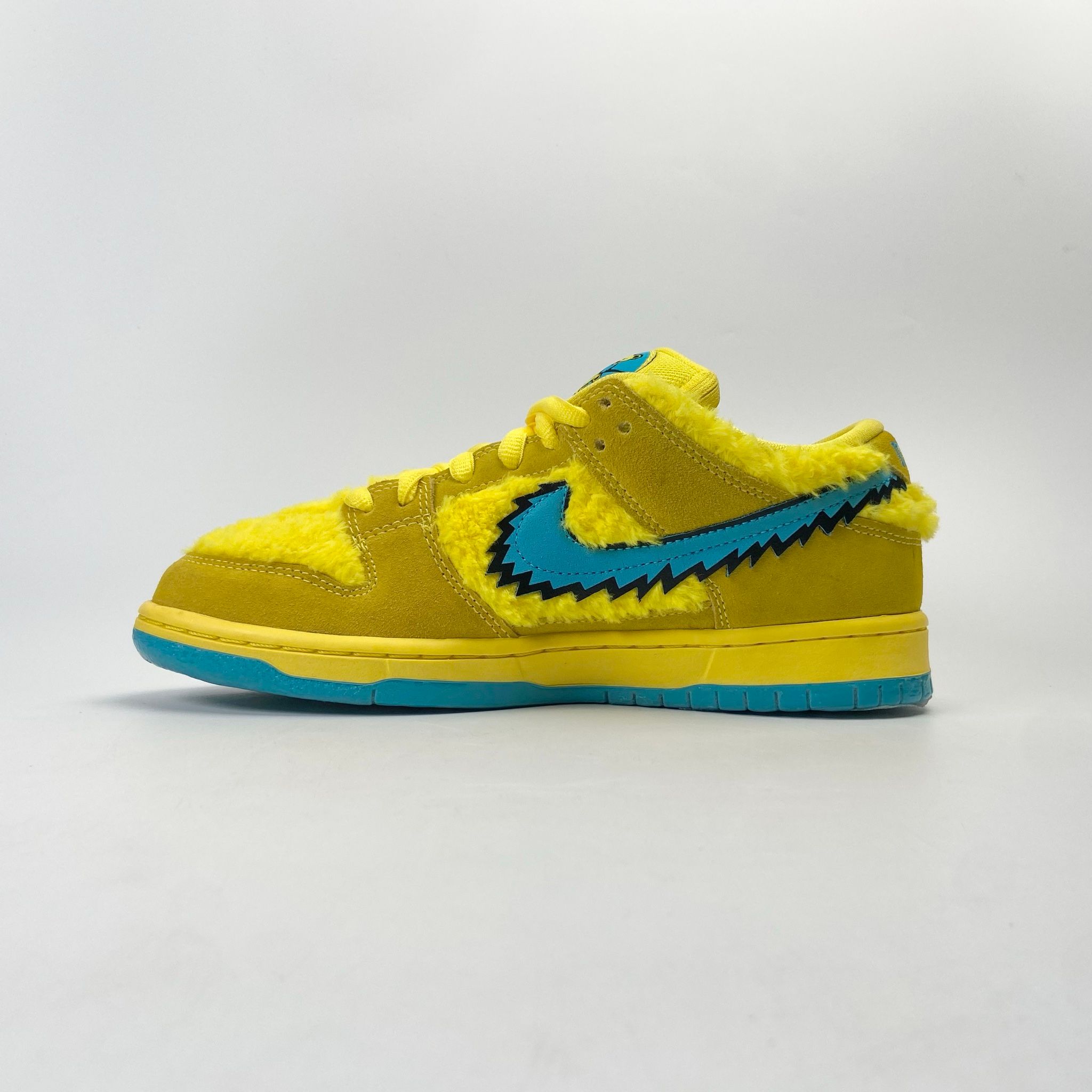 NIKE SB DUNK LOW GRATEFUL DEAD BEARS OPTI YELLOW CJ5378-700