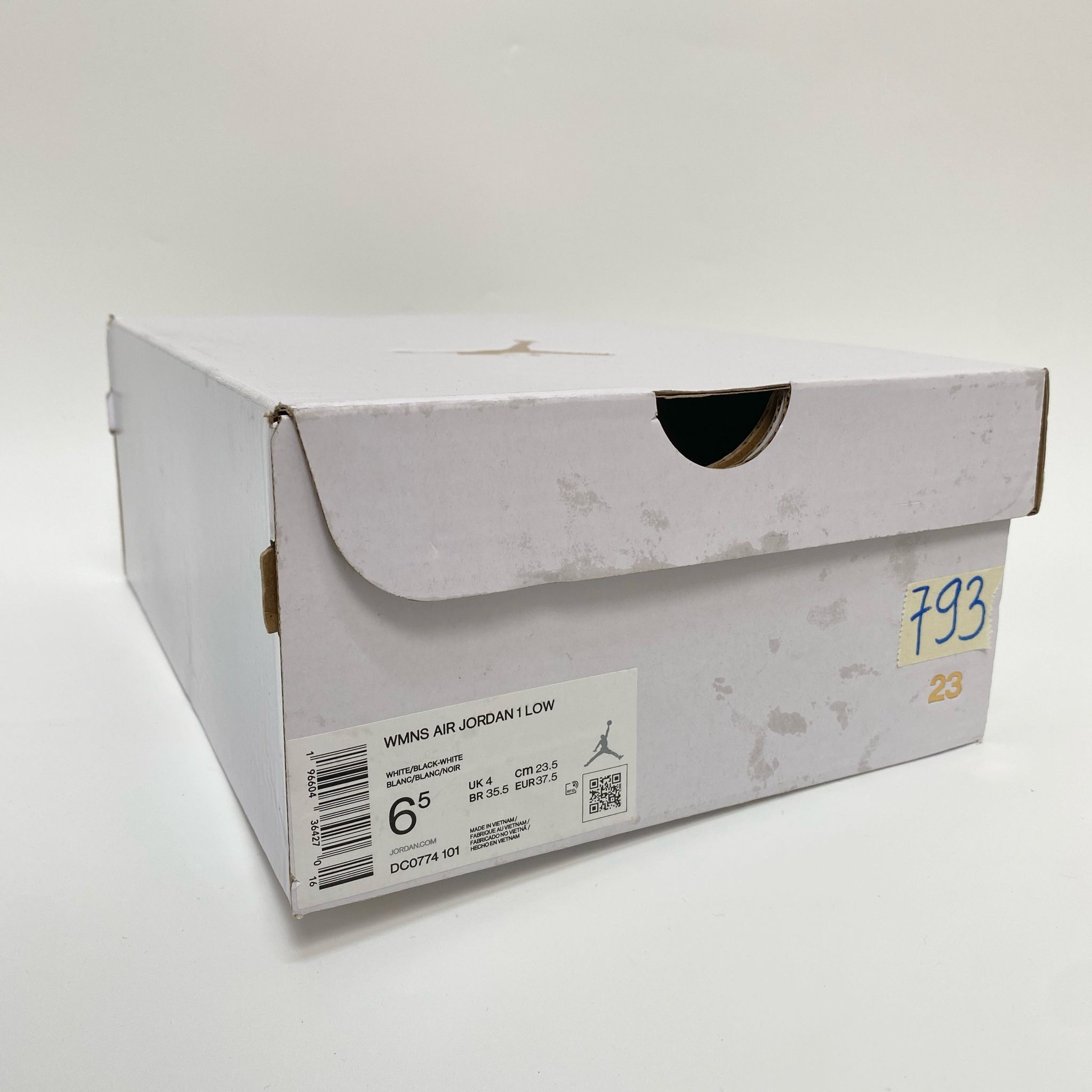 NIKE AIR JORDAN 1 LOW PANDA DC0774-101