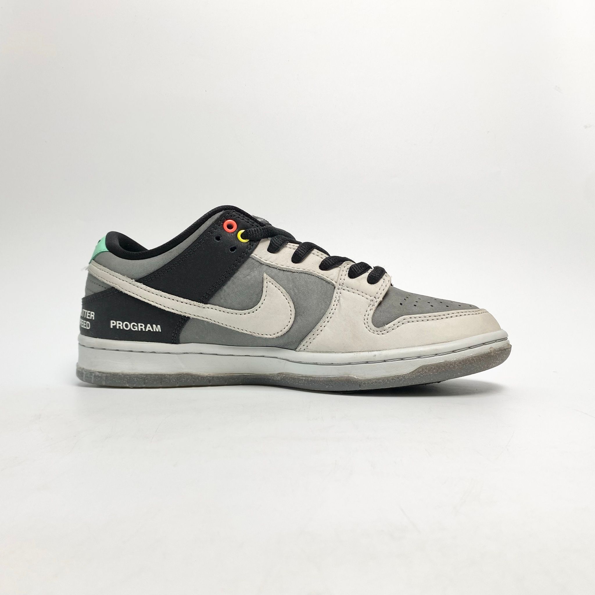 NIKE SB DUNK LOW CAMCORDER CV1659-001