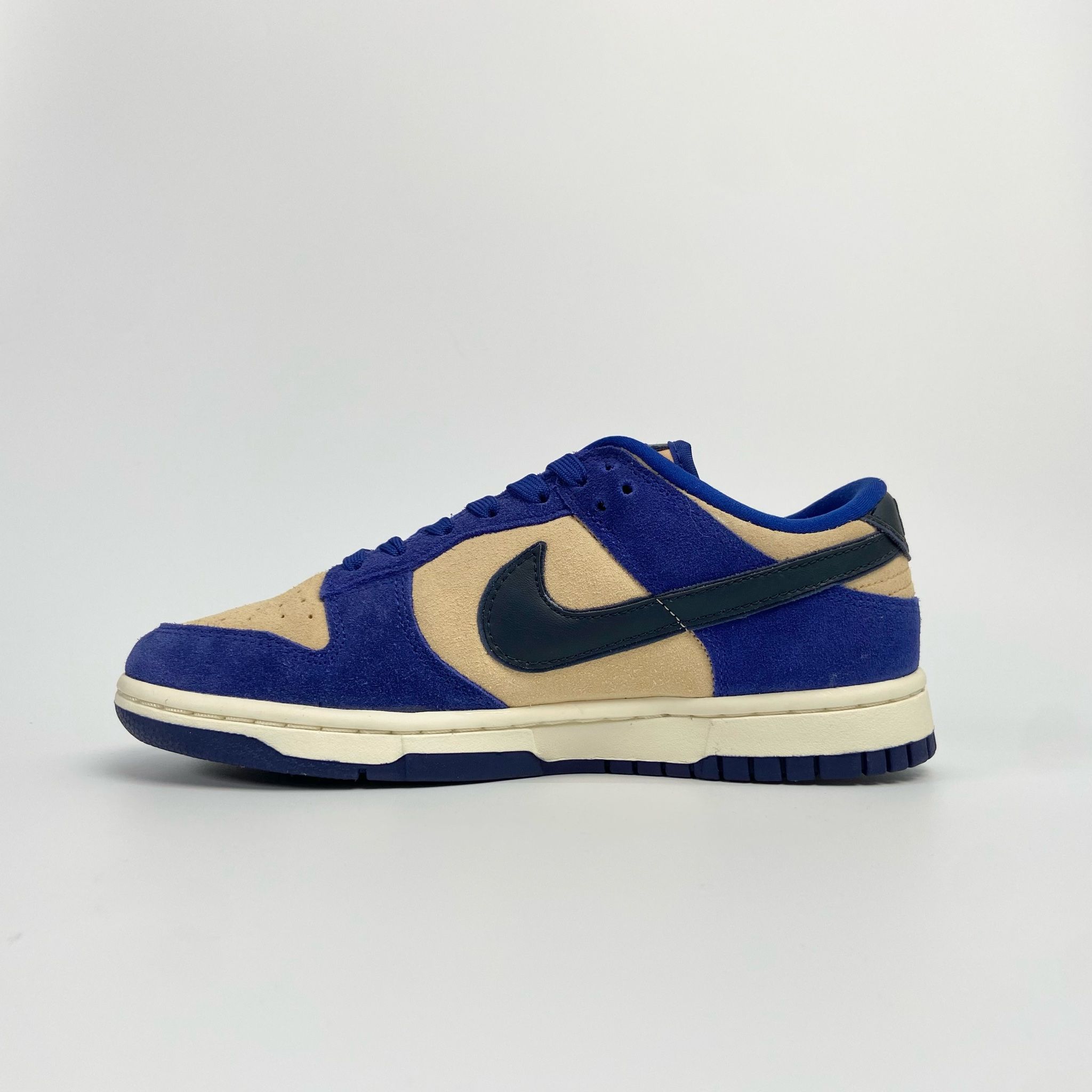 NIKE DUNK LOW LX BLUE SUEDE DV7411-400