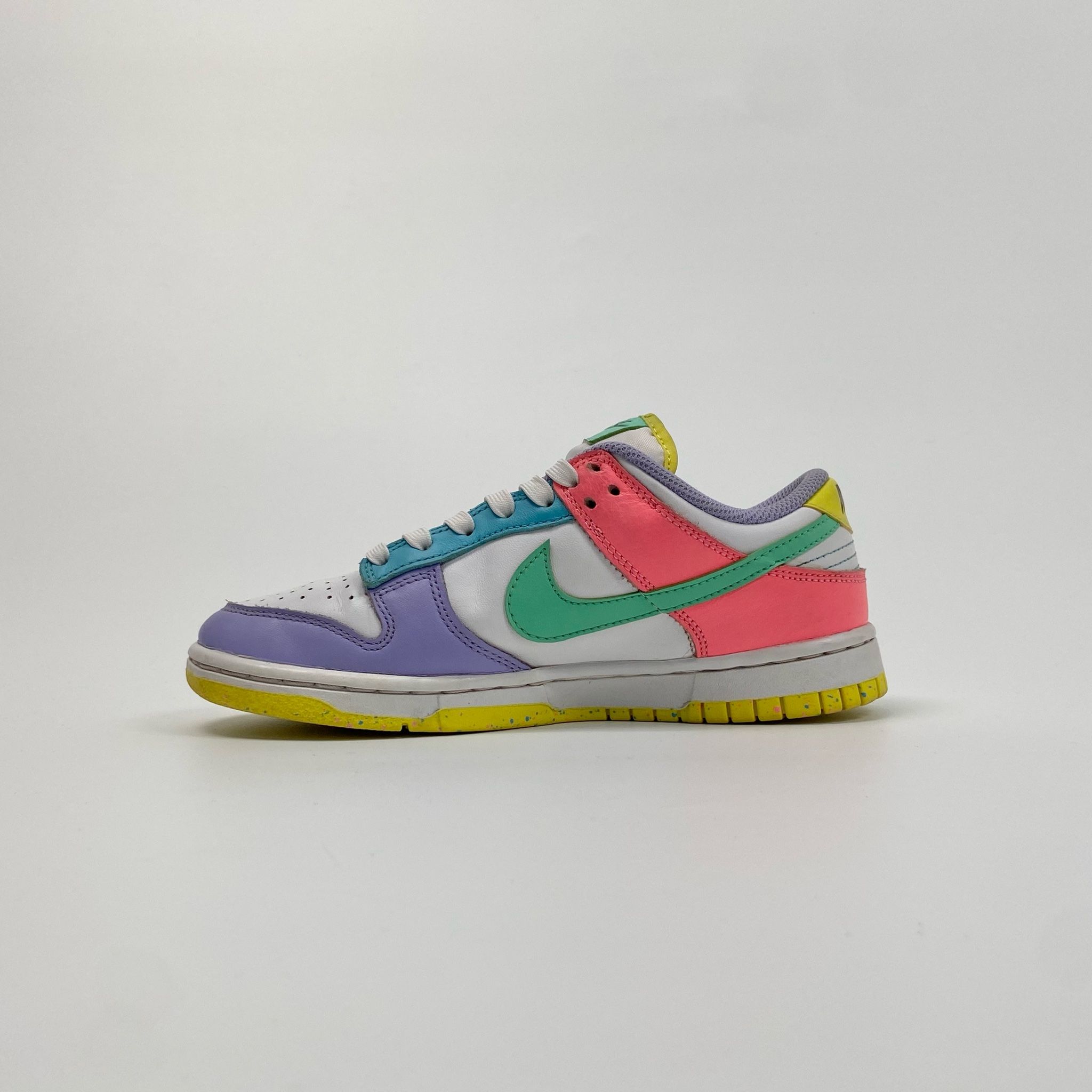 NIKE DUNK LOW SE CANDY - DD1872-100