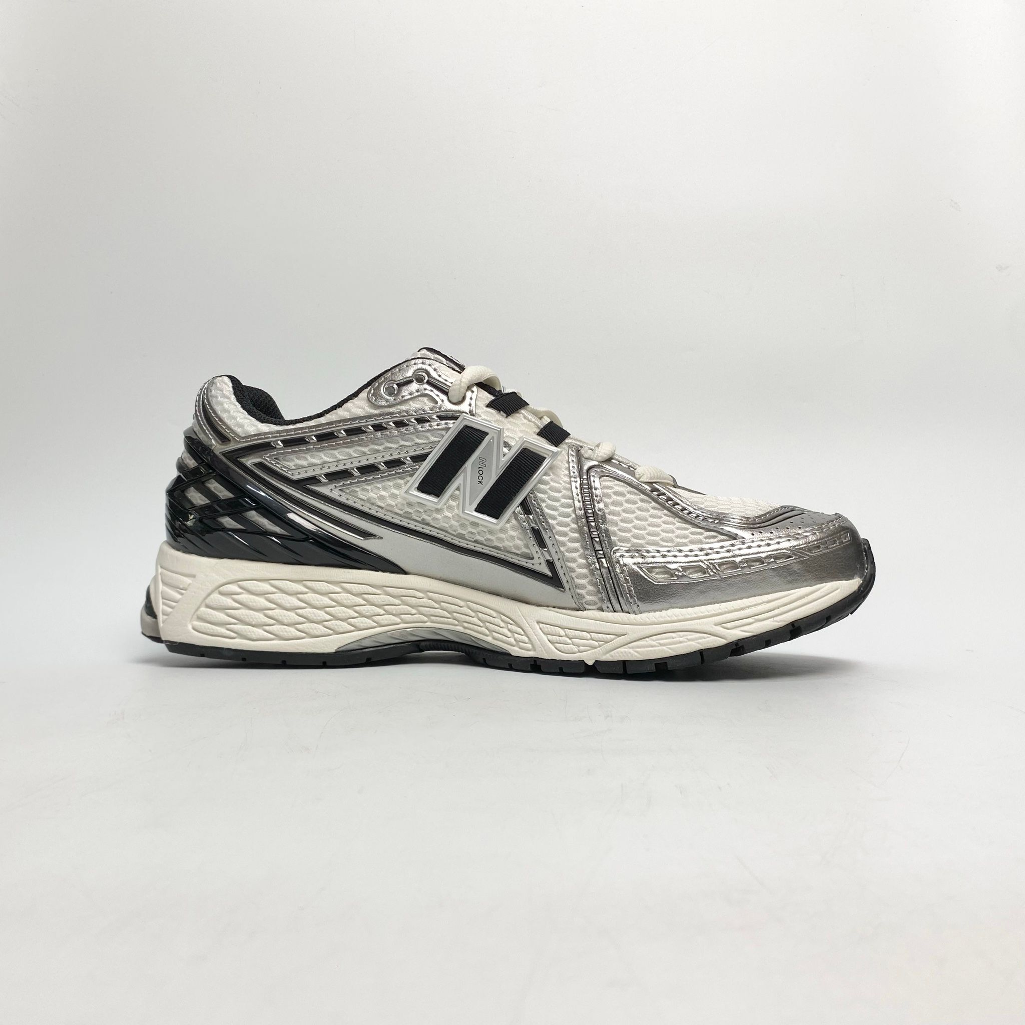 NEW BALANCE 1906R SILVER METALLIC BLACK M1906RER