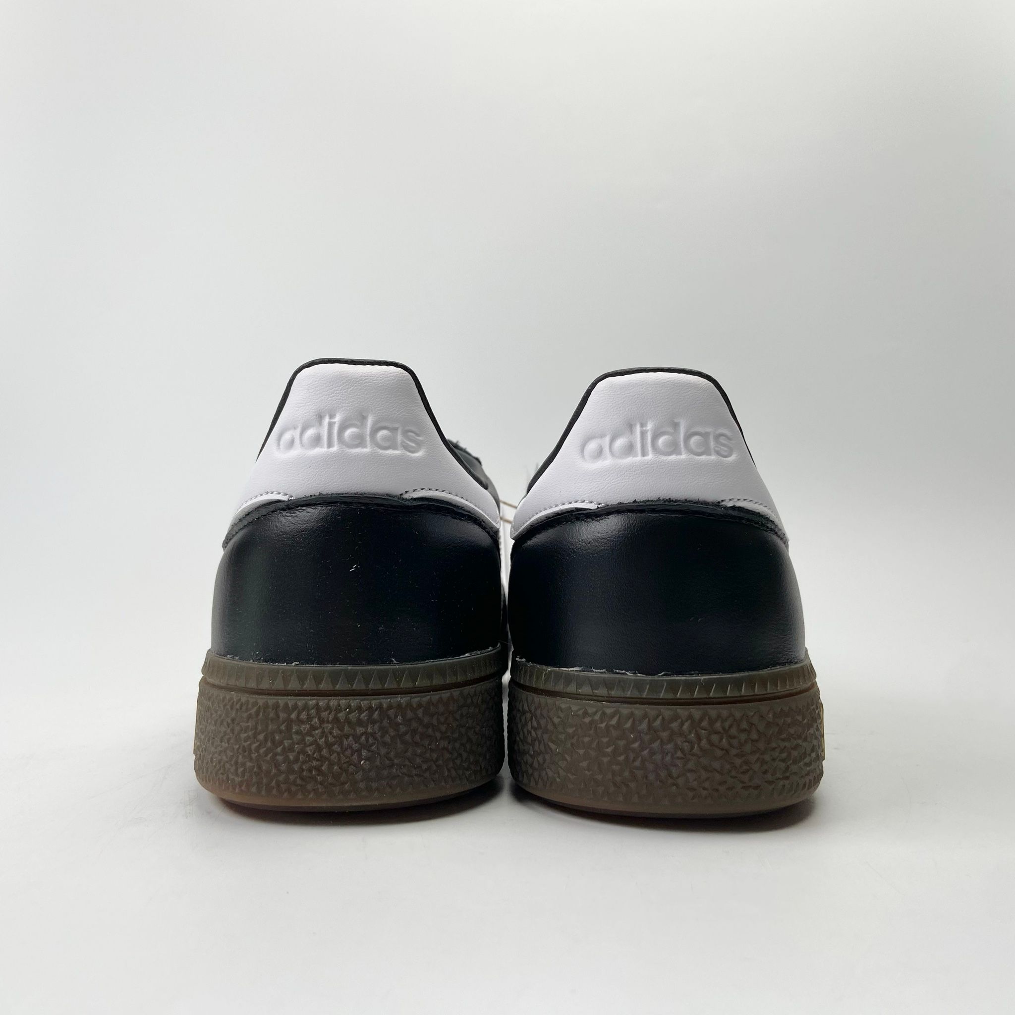 ADIDAS SPEZIAL HANDBALL CORE BLACK WHITE IE3402