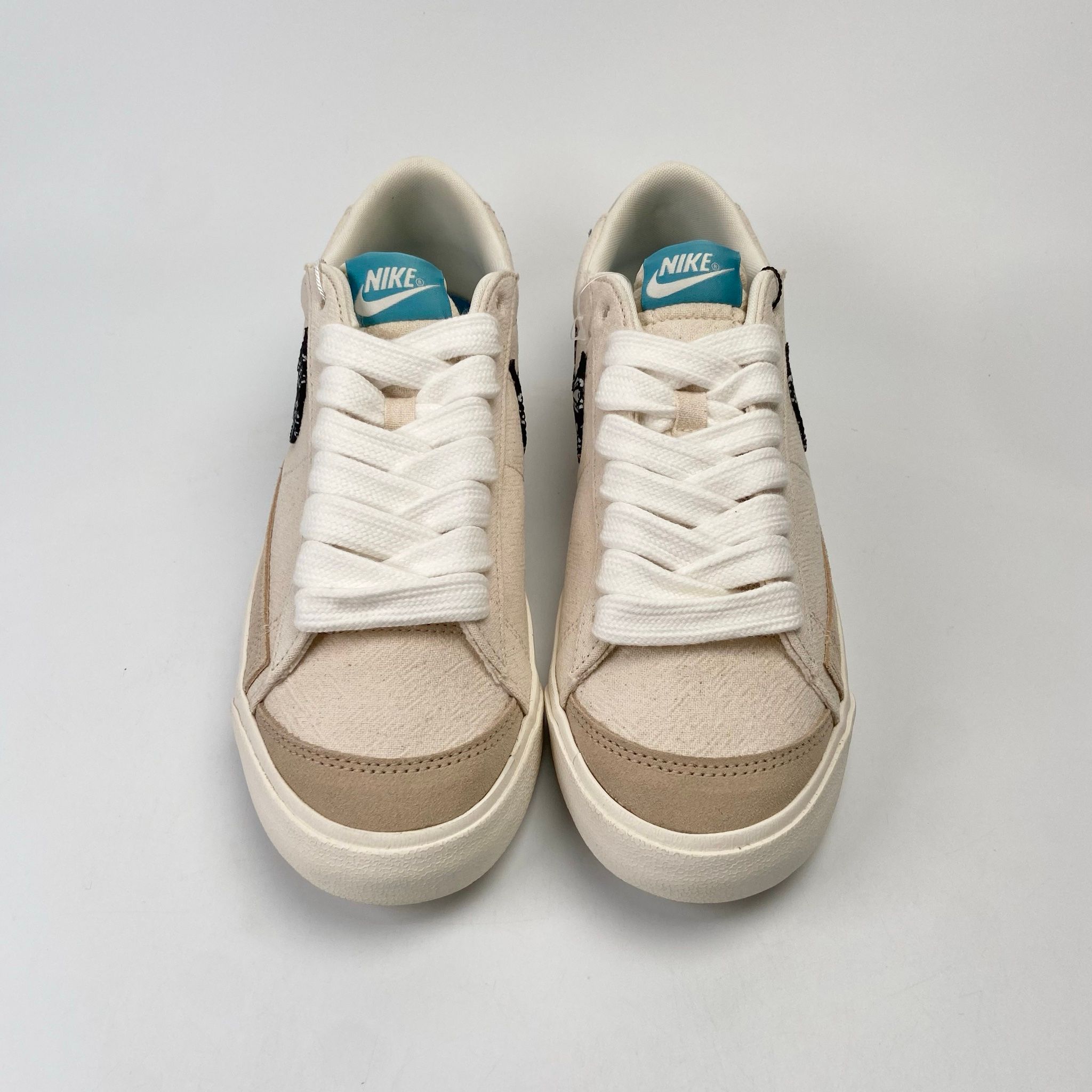 NIKE BLAZER LOW PAISLEY SWOOSH - DJ4665-100