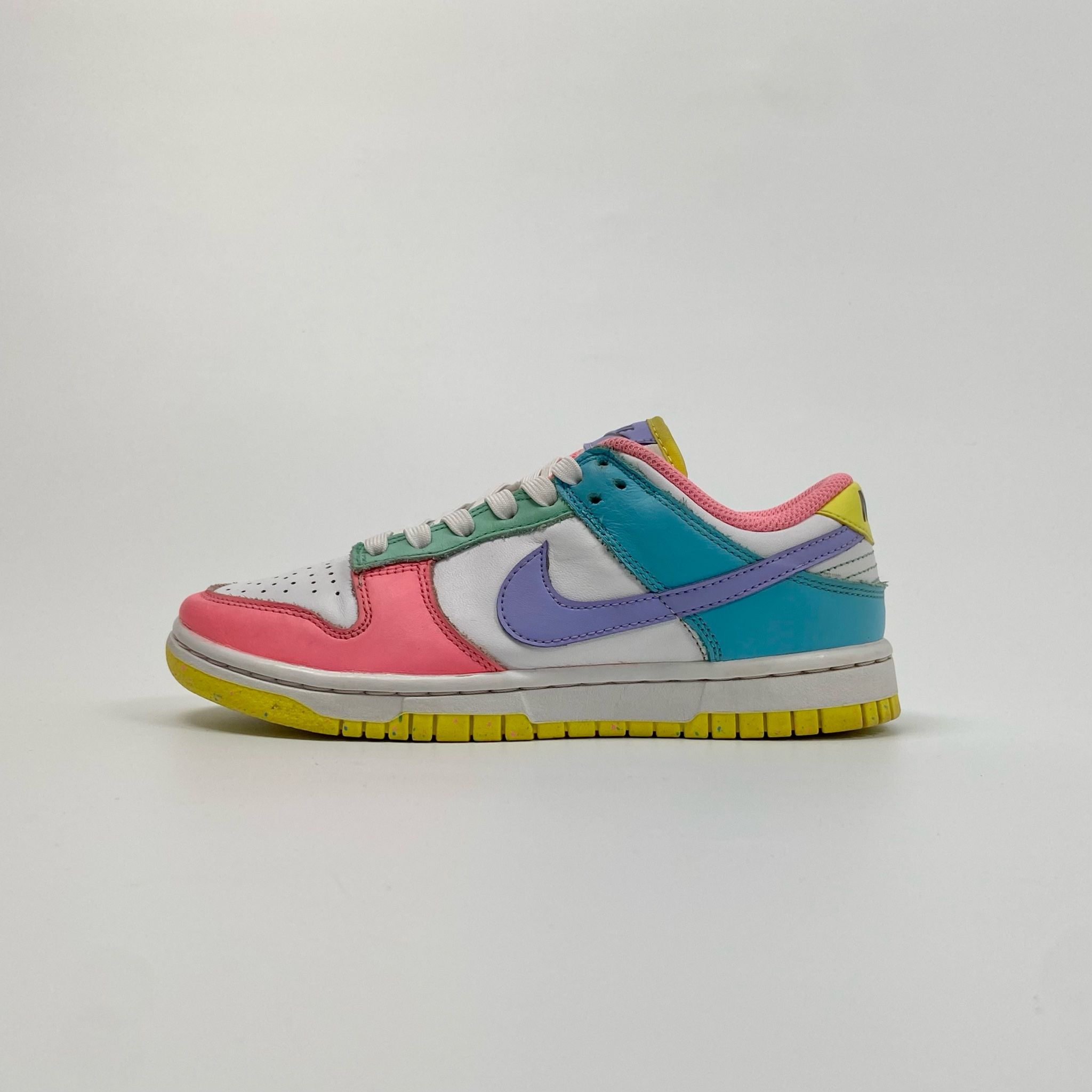 NIKE DUNK LOW SE CANDY - DD1872-100