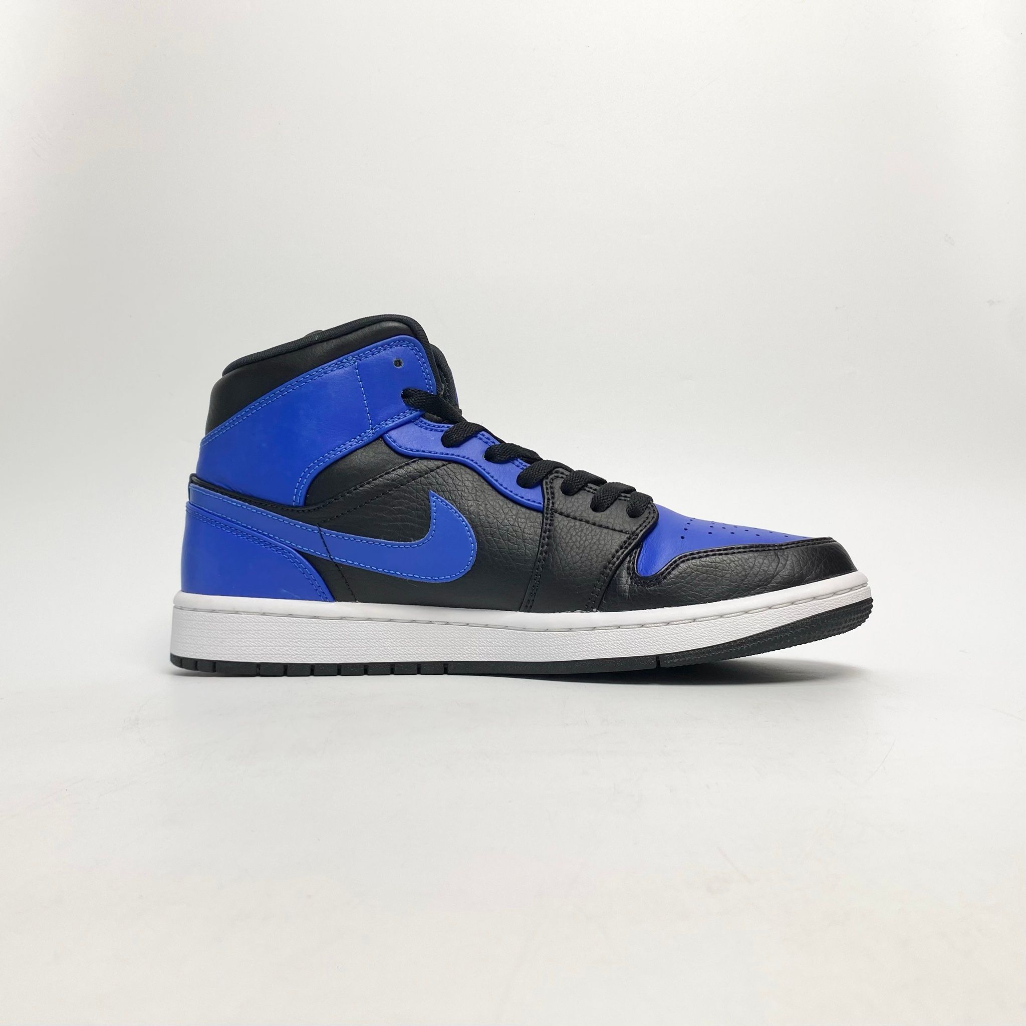NIKE AIR JORDAN 1 MID HYPER ROYAL 554724-077