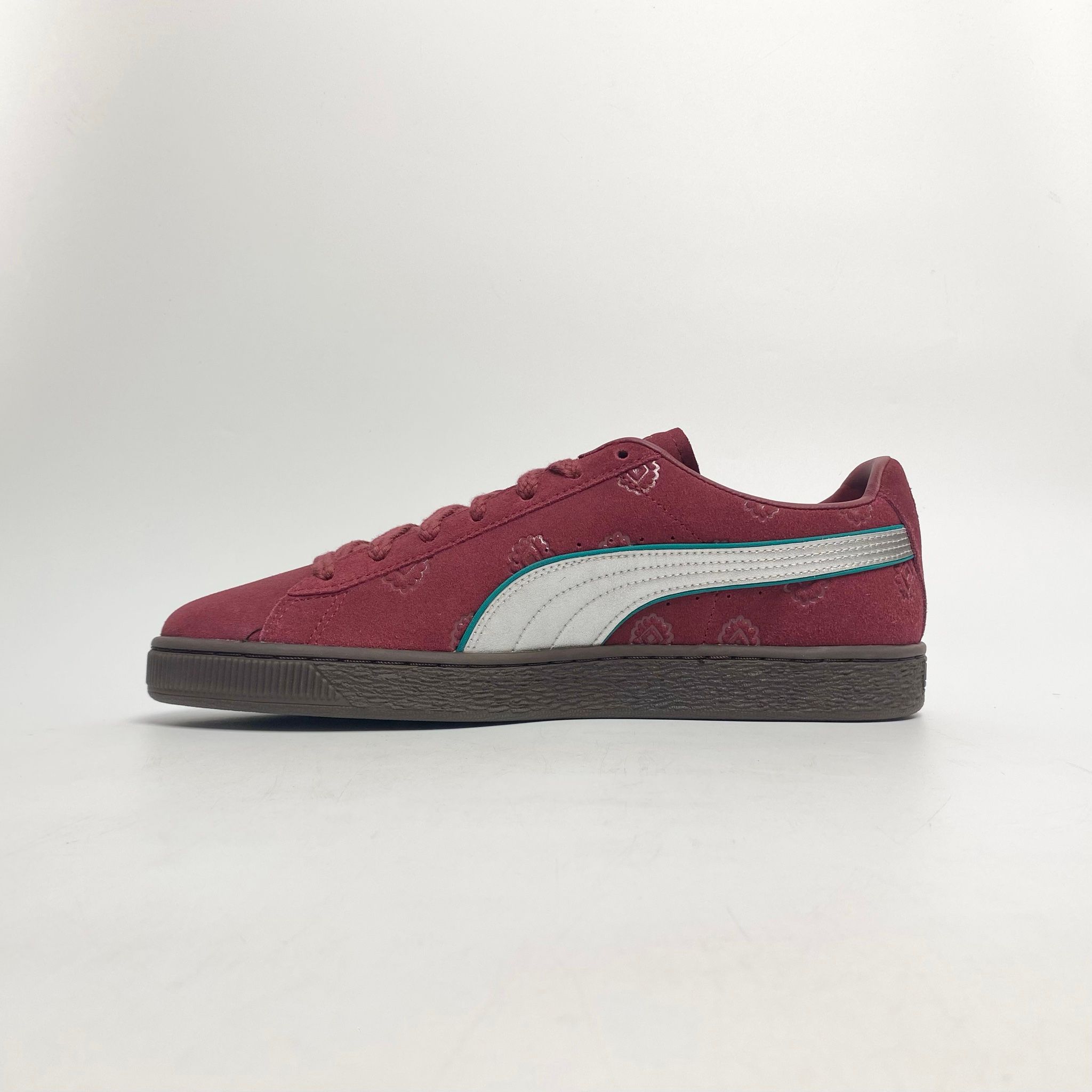PUMA ONE PIECE X SUEDE RED HAIR PIRATES 396521-01