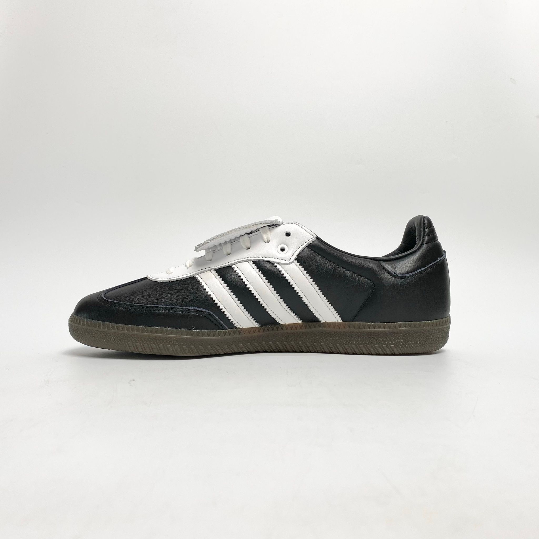 ADIDAS SAMBA LT CORE BLACK CLOUD WHITE JI3200