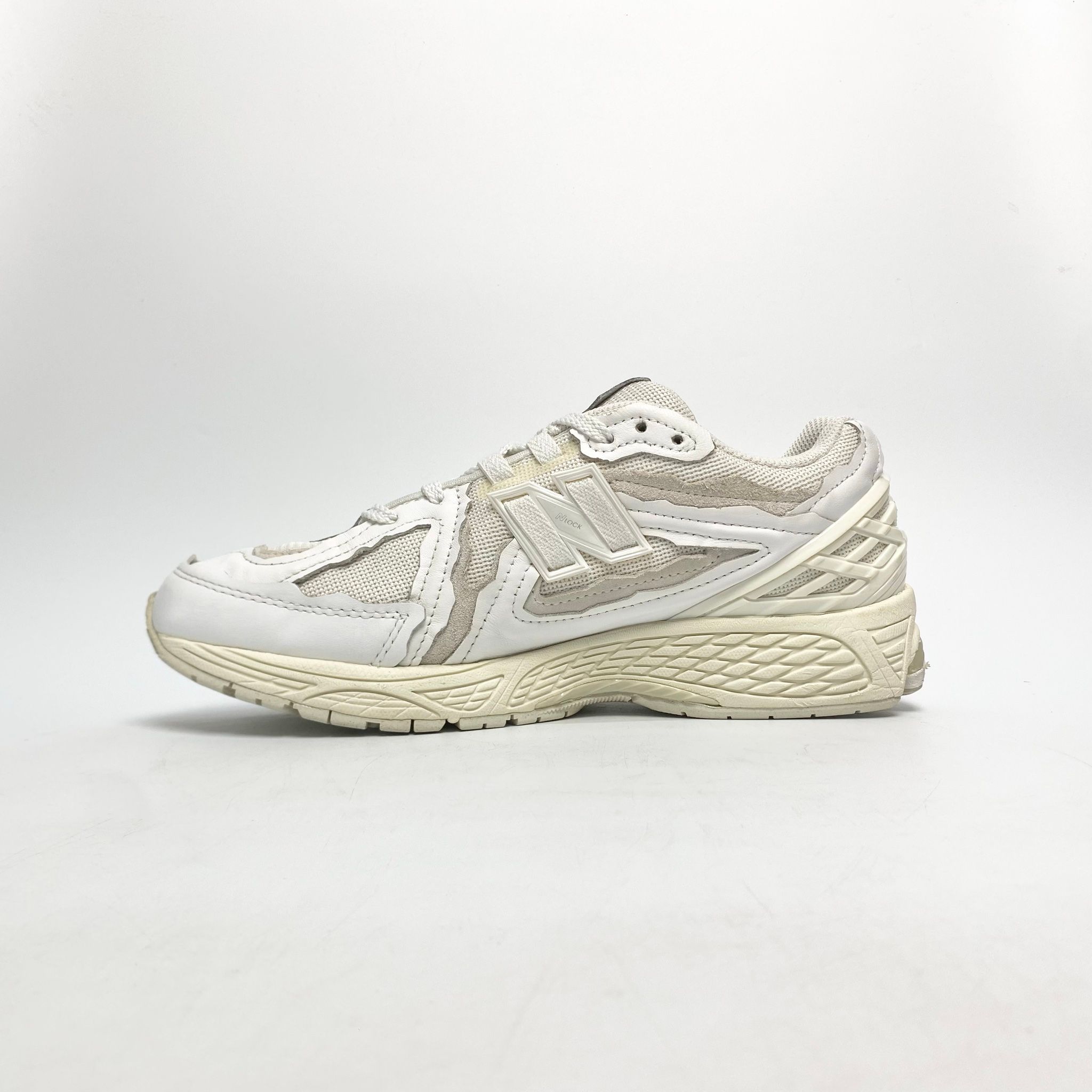 NEW BALANCE 1906D PROTECTION WHITE TURTLEDOVE M1906DE