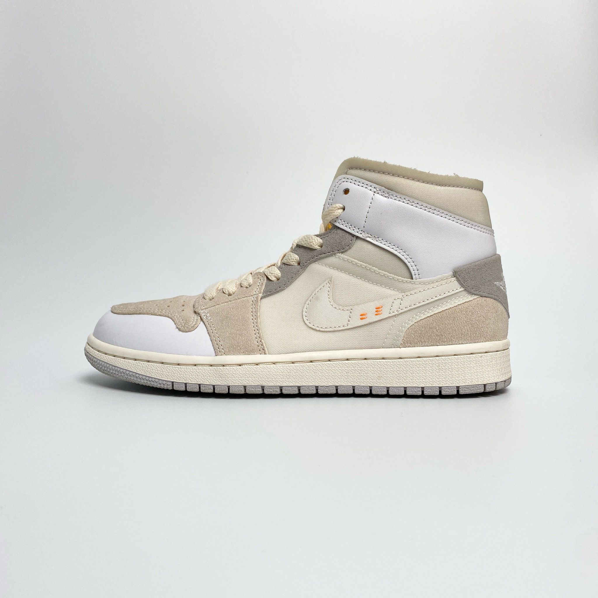 NIKE AIR JORDAN 1 MID SE CRAFT INSIDE OUT DM9652-100