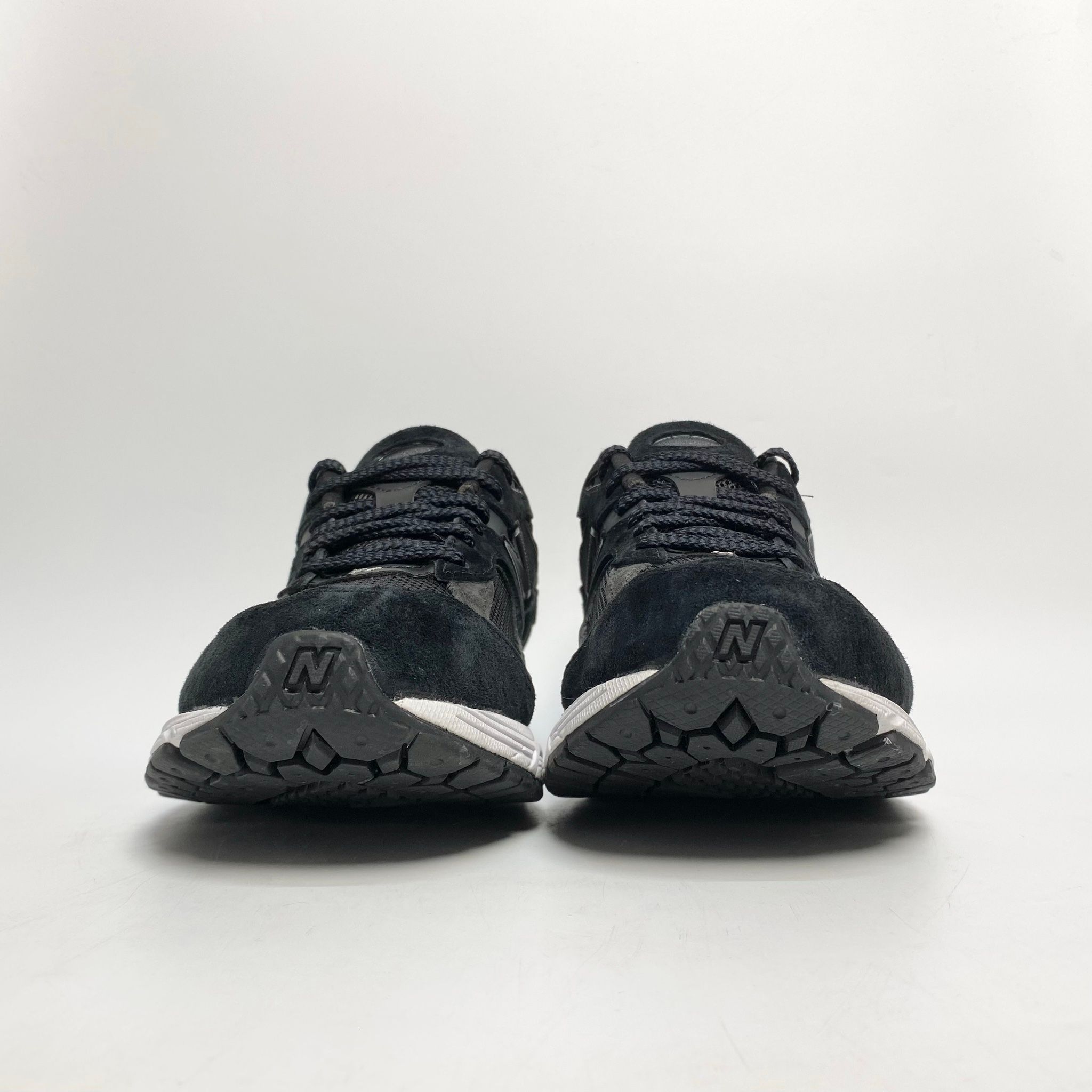 NEW BALANCE 2002R CORE BLACK M2002RBK