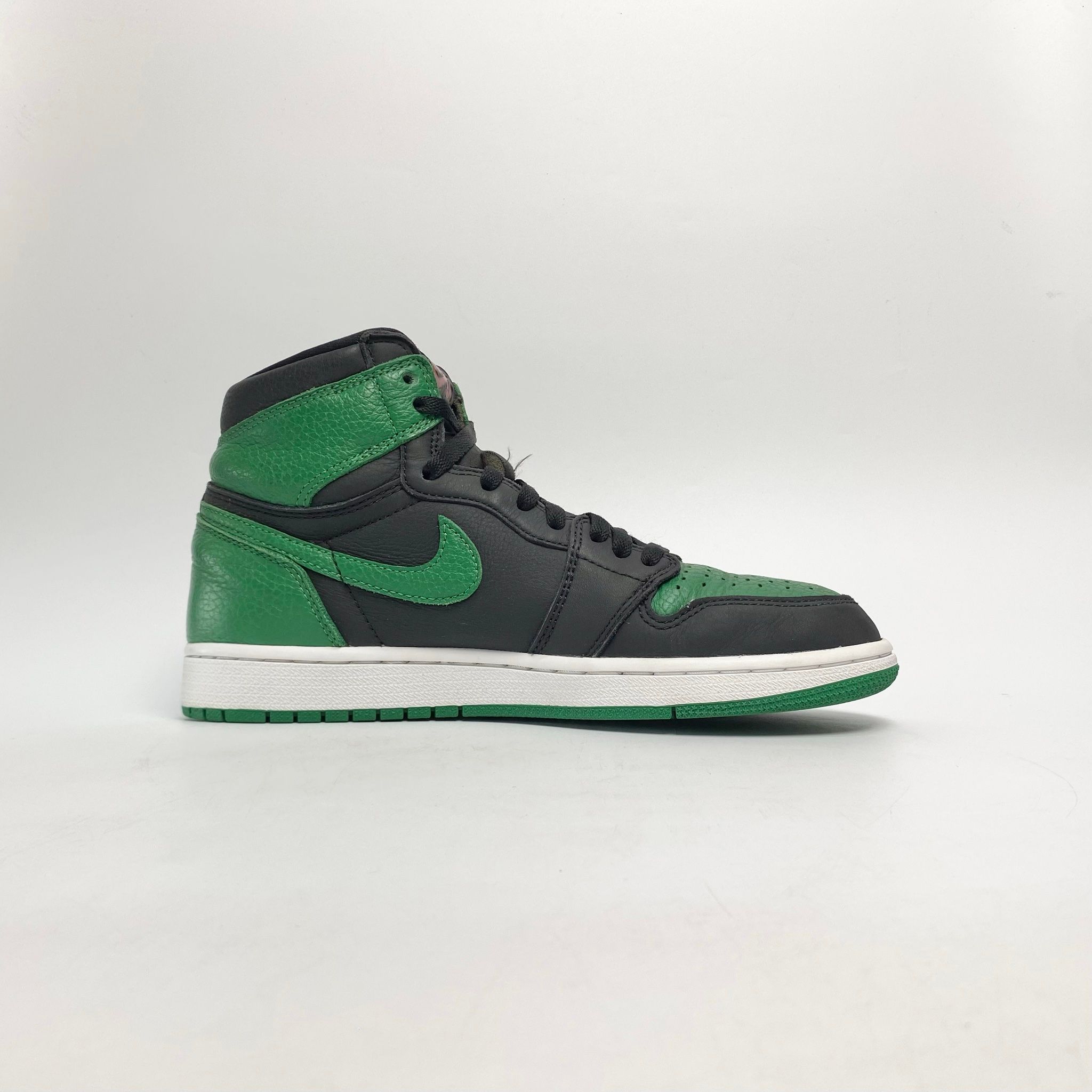 NIKE AIR JORDAN 1 RETRO HIGH PINE GREEN BLACK 2.0 555088-030
