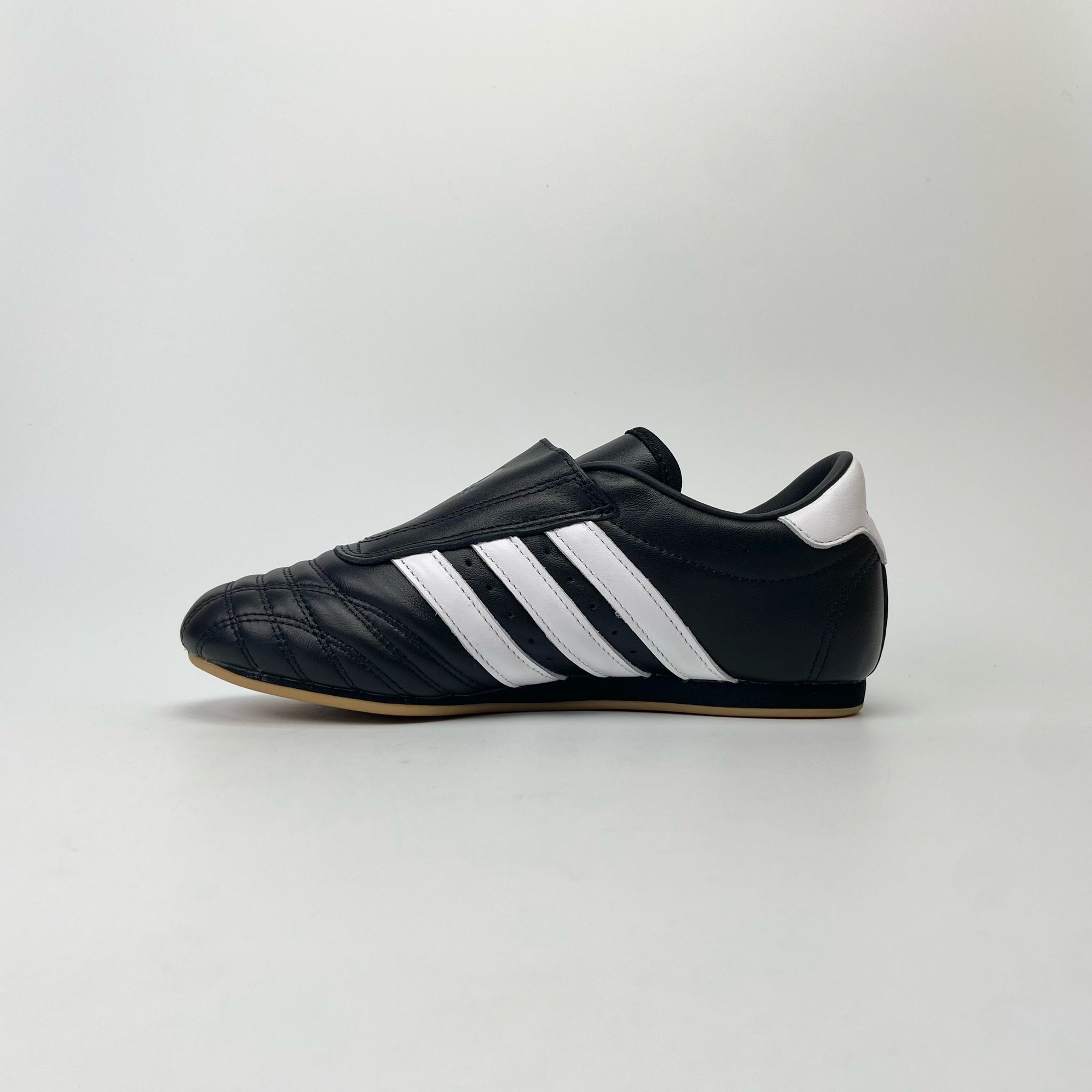 ADIDAS TAEKWONDO W CORE BLACK JQ4775