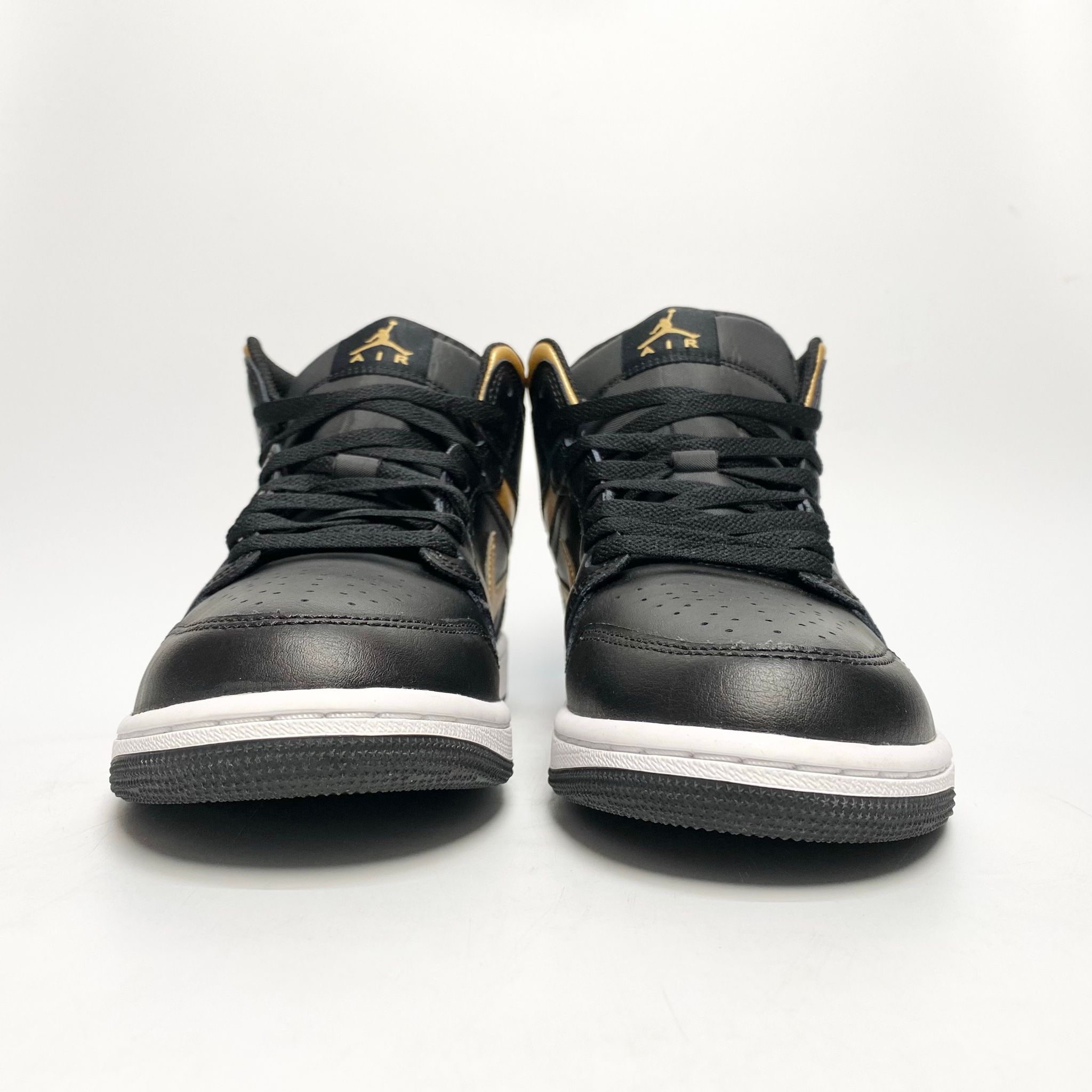 NIKE AIR JORDAN 1 MID SHOES BLACK METALLIC GOLD WHITE DQ8426071