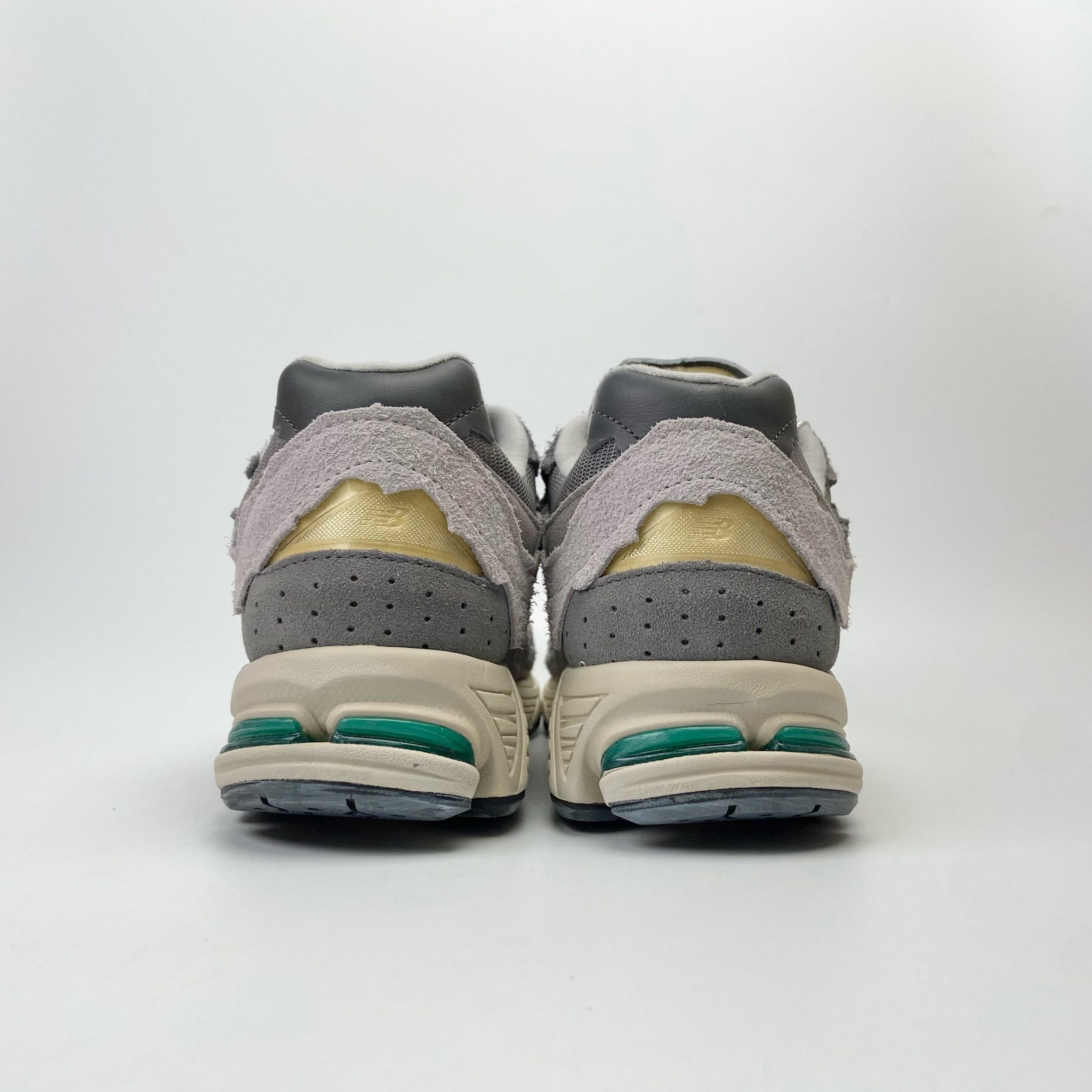 NEW BALANCE 2002R PROTECTION PACK RAIN CLOUD (SPECIAL BOX)