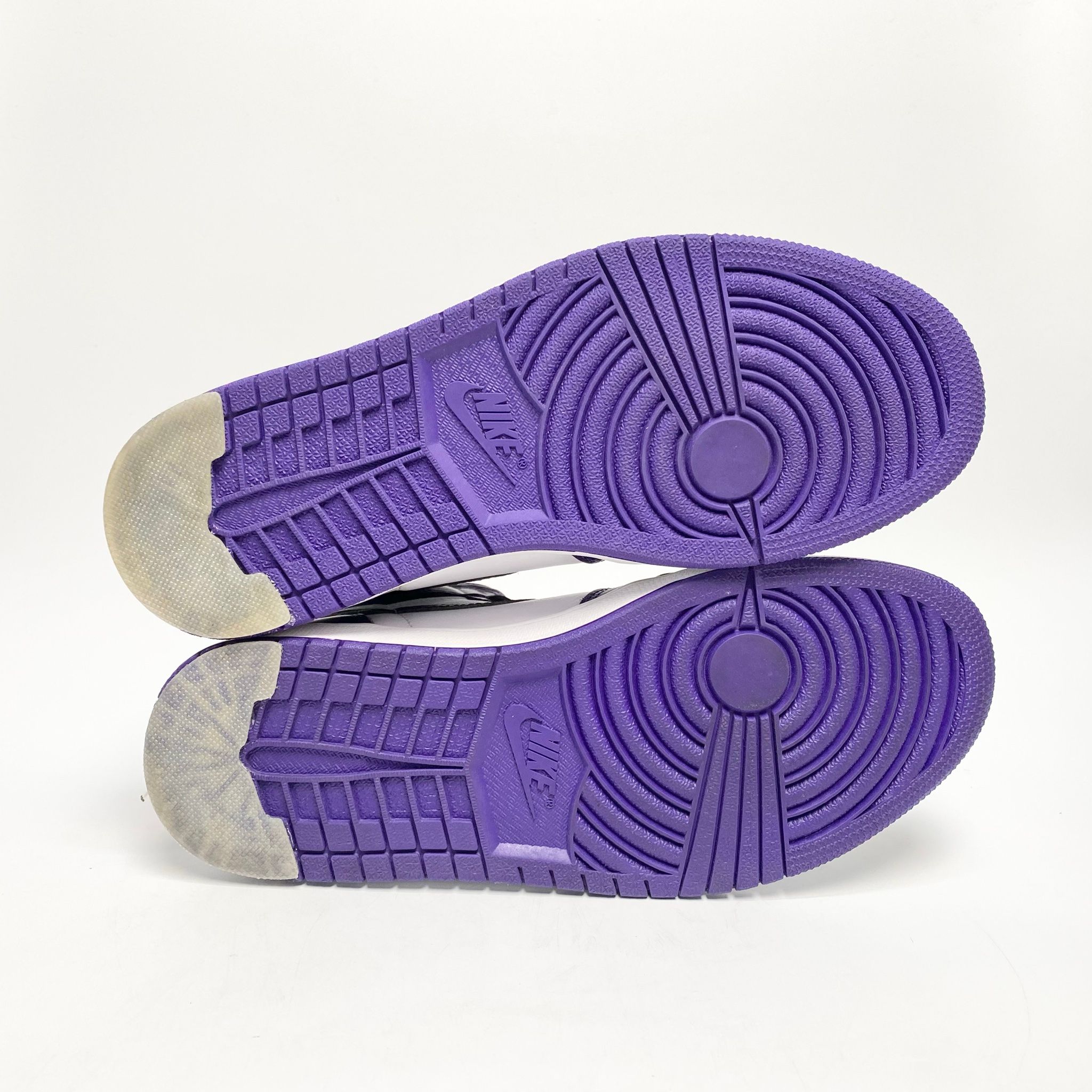 NIKE AIR JORDAN 1 RETRO HIGH OG COURT PURPLE 2.0 555088-500