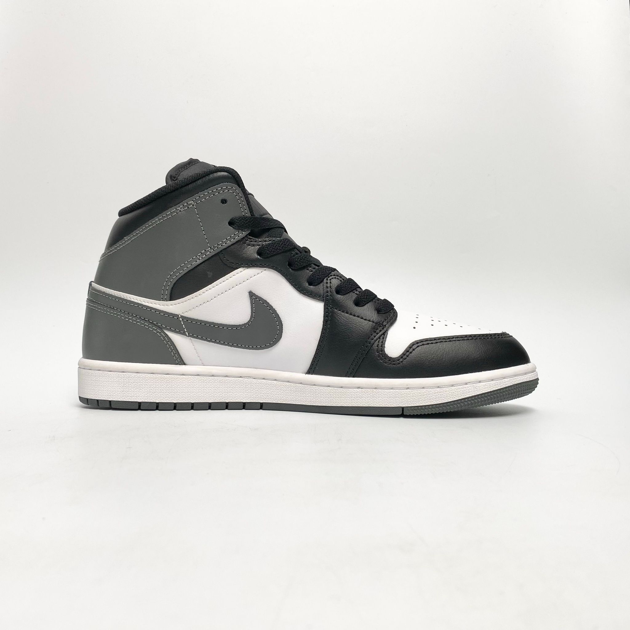 NIKE AIR JORDAN 1 MID IRON GREY DQ8426-001