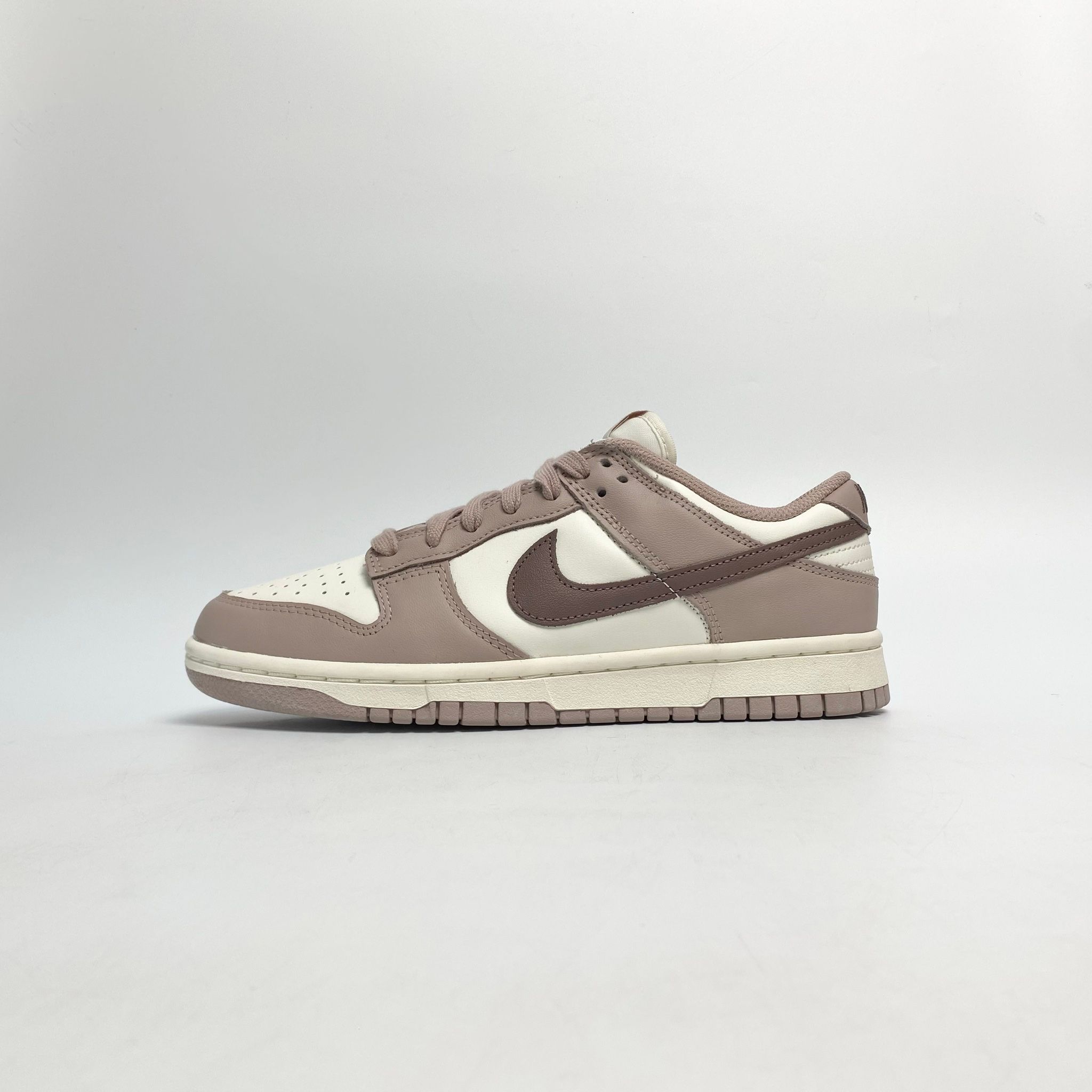 NIKE DUNK LOW DIFFUSED TAUPE (WMNS) DD1503-125