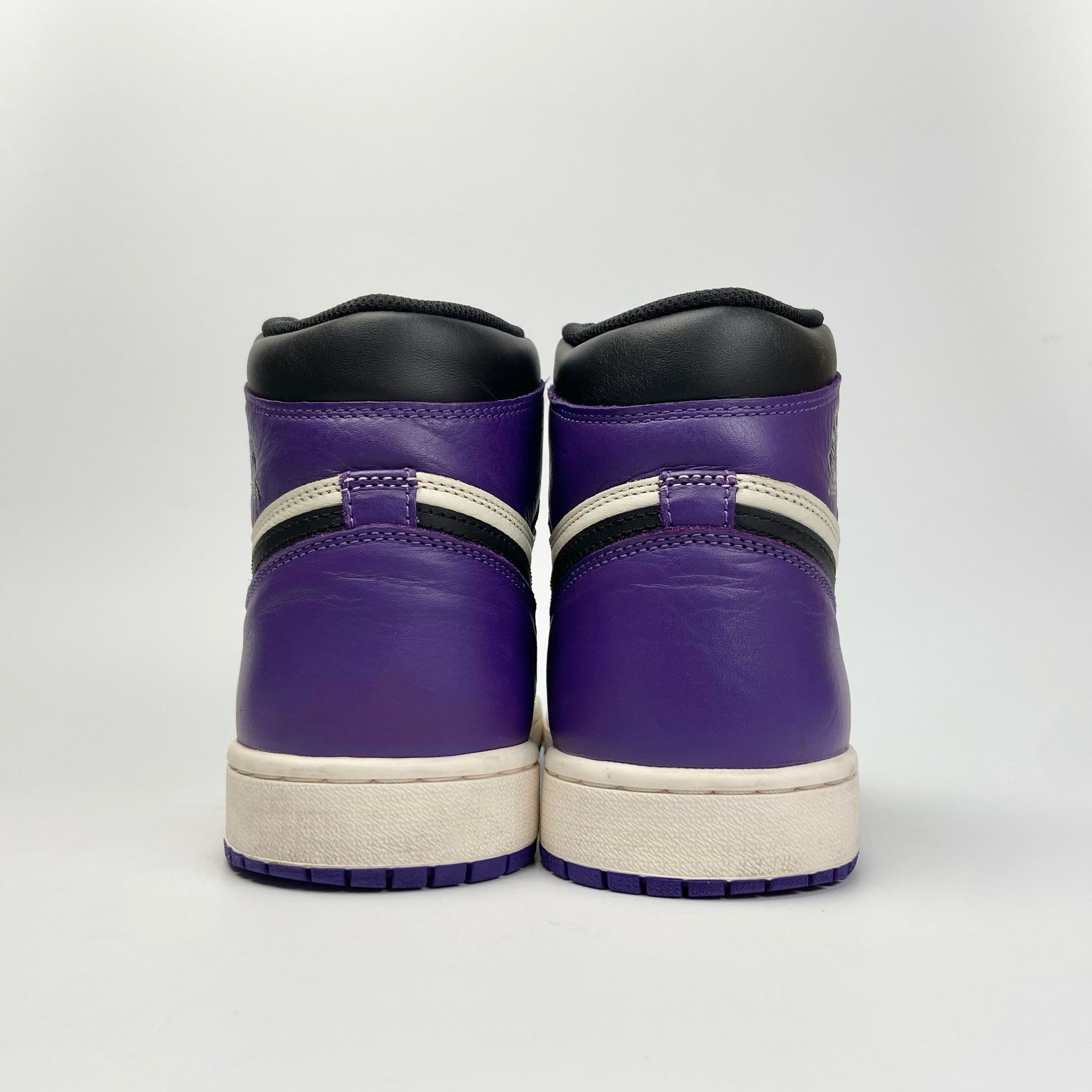 NIKE AIR JORDAN 1 RETRO HIGH OG COURT PURPLE 555088-501