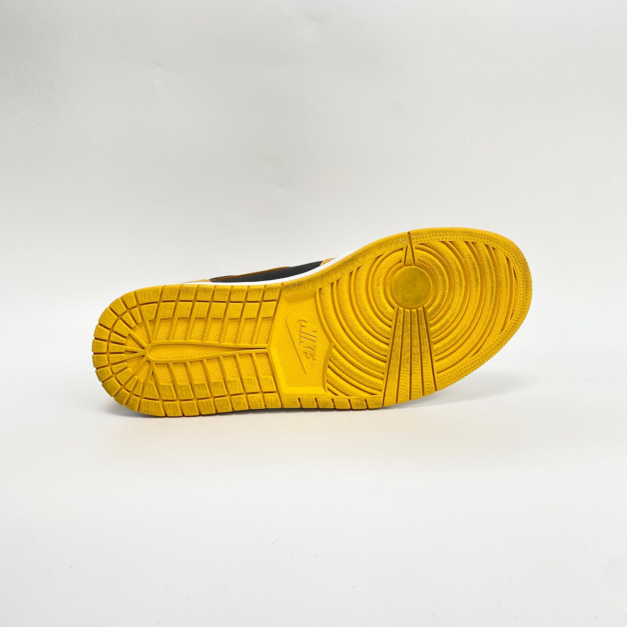NIKE AIR JORDAN 1 HIGH RETRO OG POLLEN 555088-701