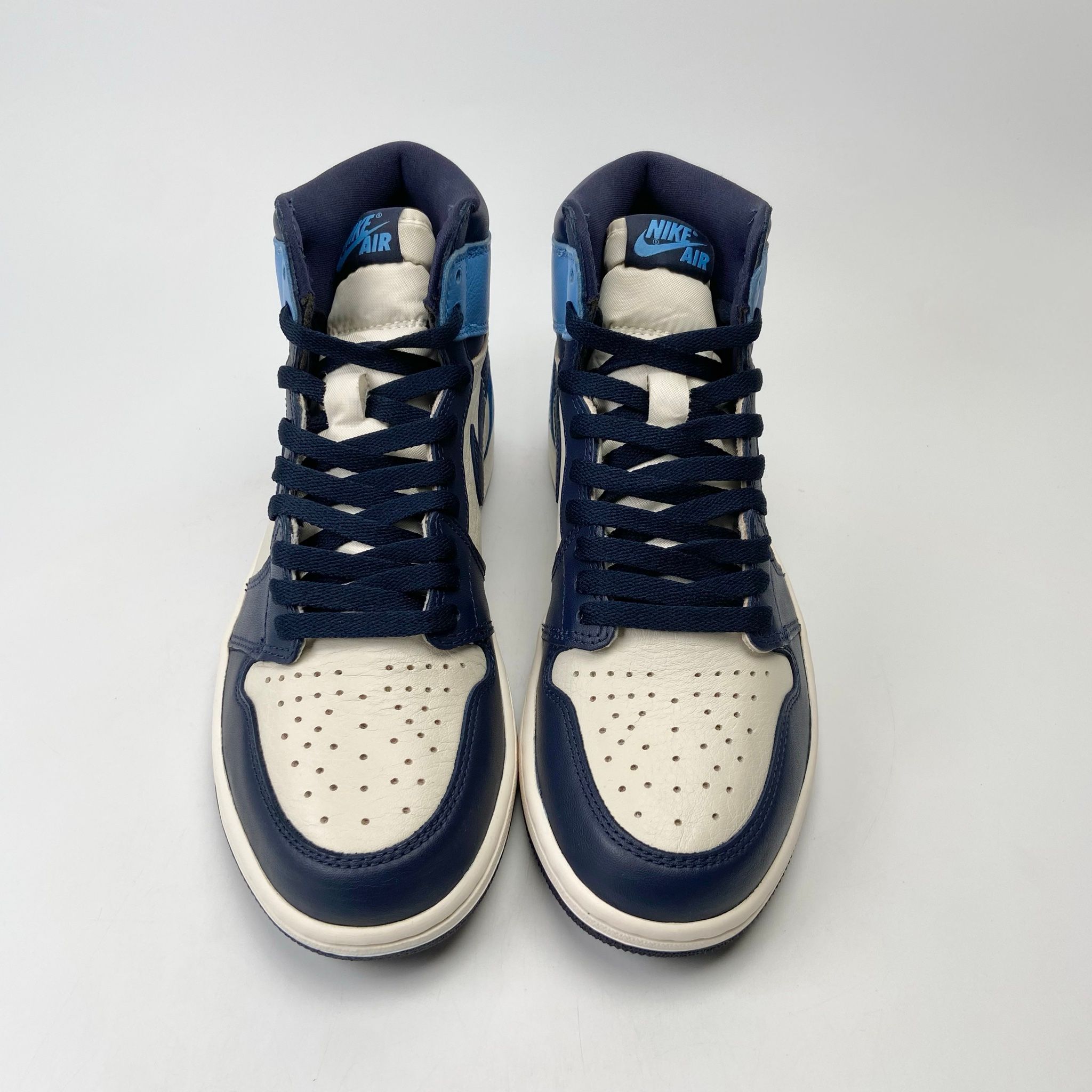 NIKE AIR JORDAN 1 RETRO HIGH OG OBSIDIAN 555088-140