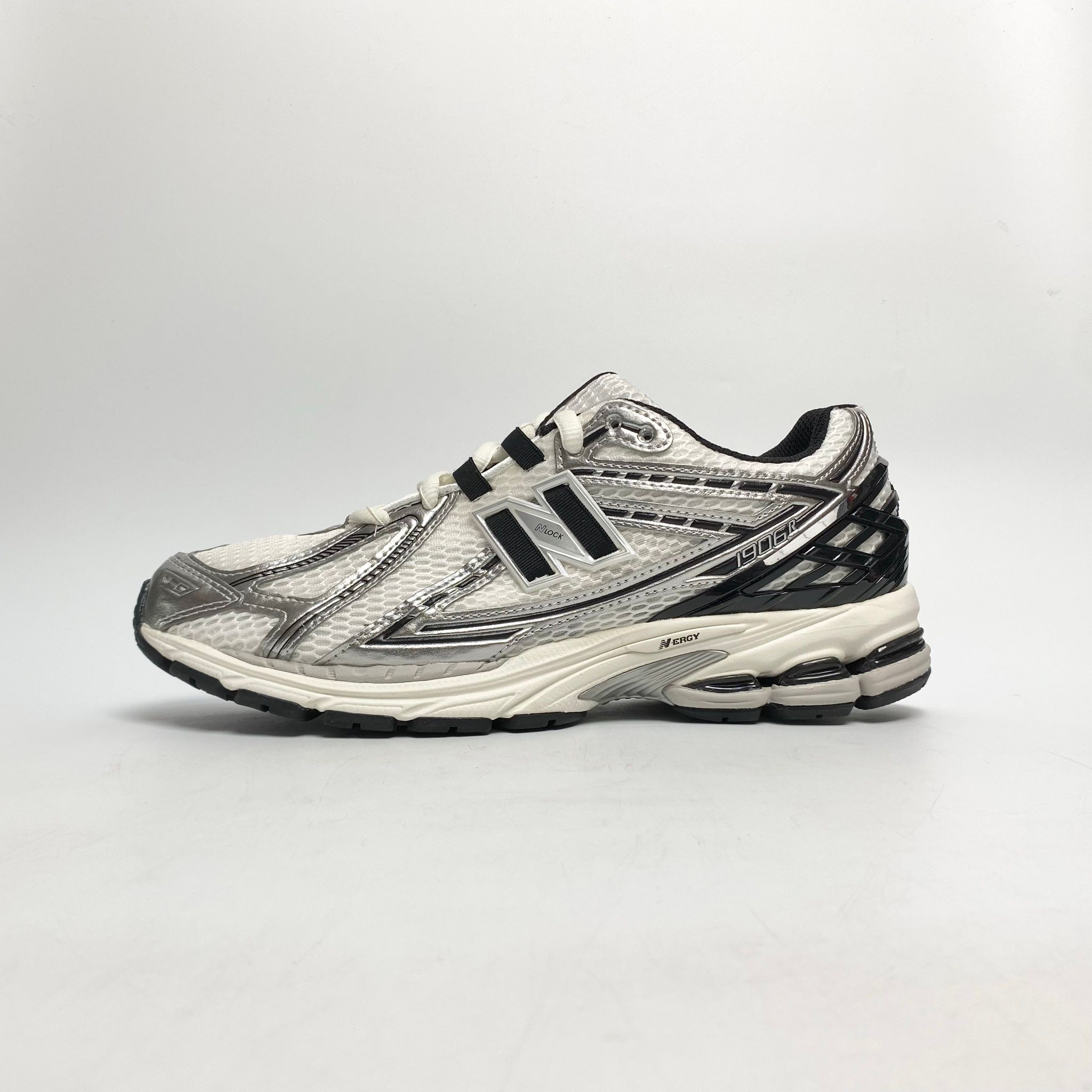 NEW BALANCE 1906R SILVER METALLIC BLACK M1906RER