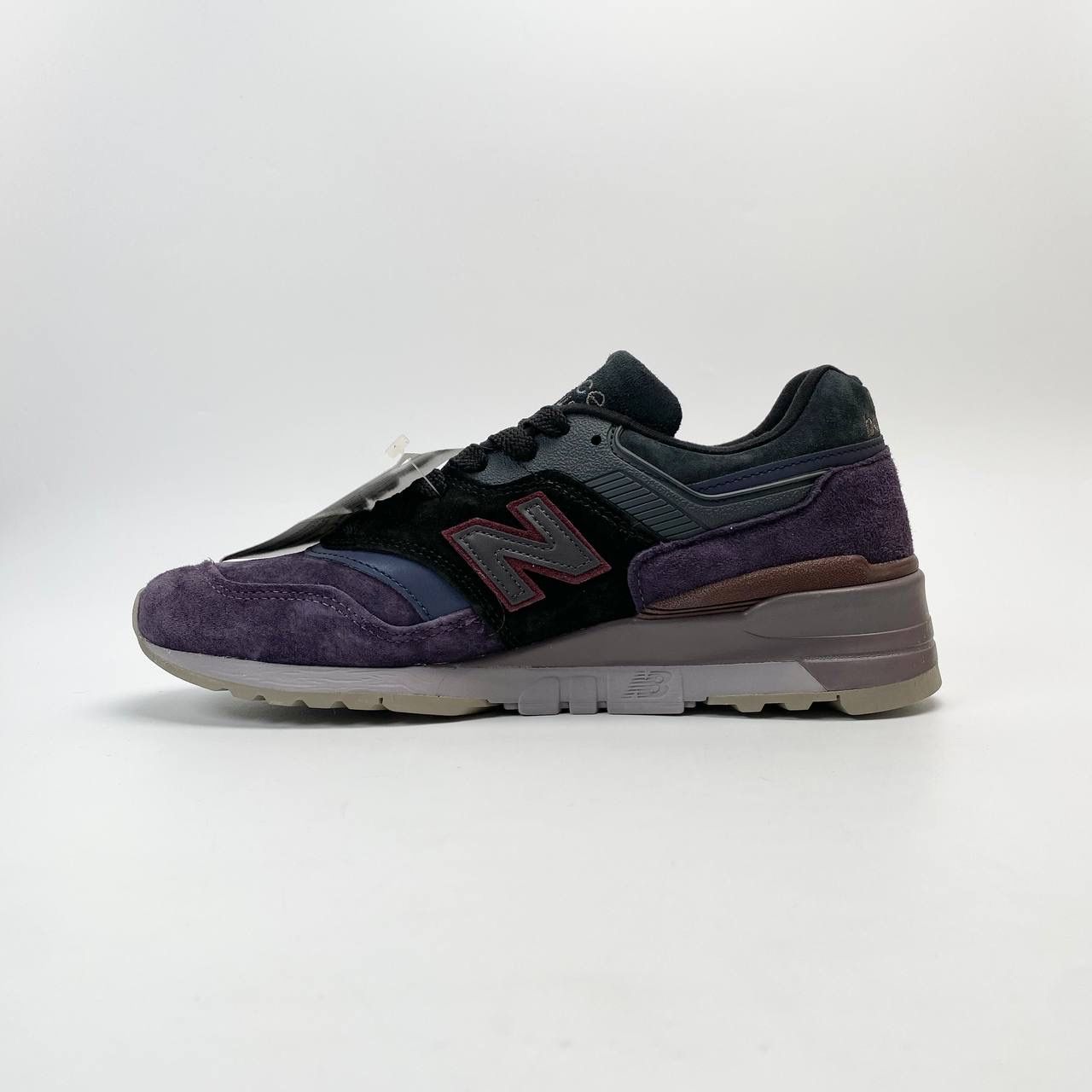 NEW BALANCE 997 MADE IN USA BARF M997NAK