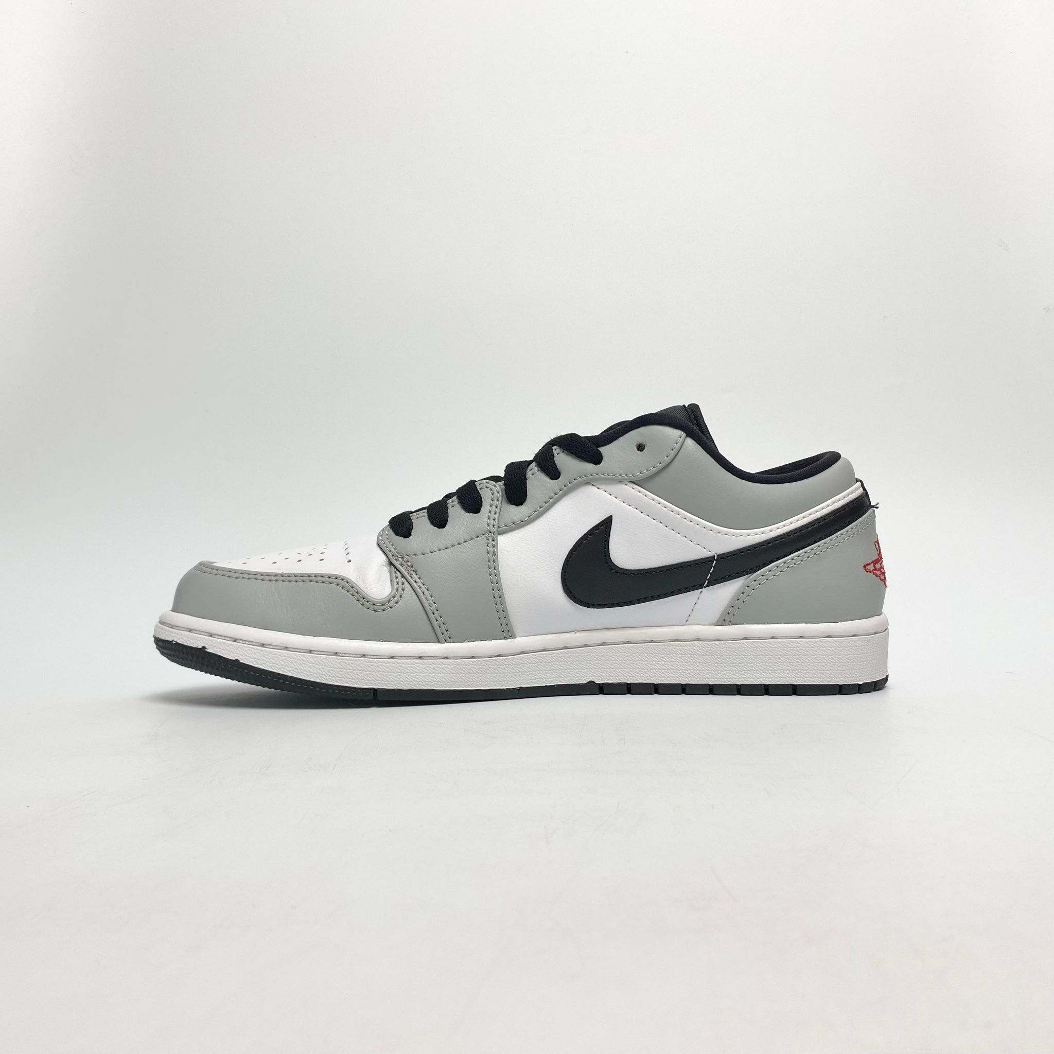 NIKE AIR JORDAN 1 LOW LIGHT SMOKE GREY 553558-030