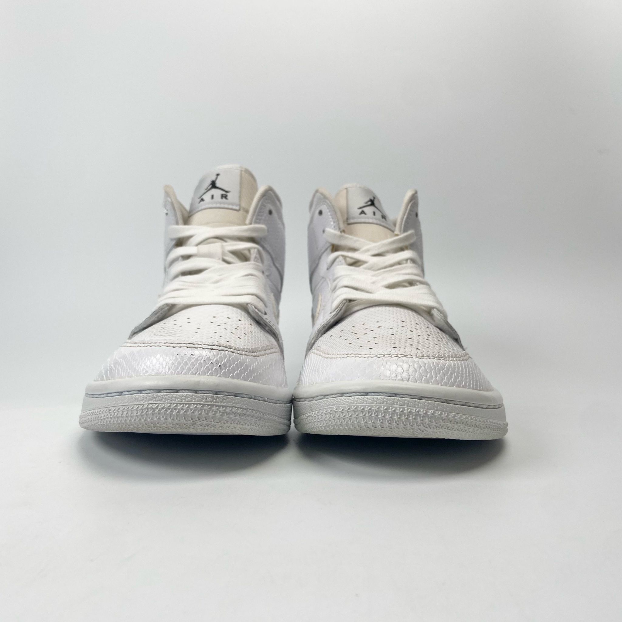 NIKE AIR JORDAN 1 MID WHITE SNAKESKIN BQ6472-110