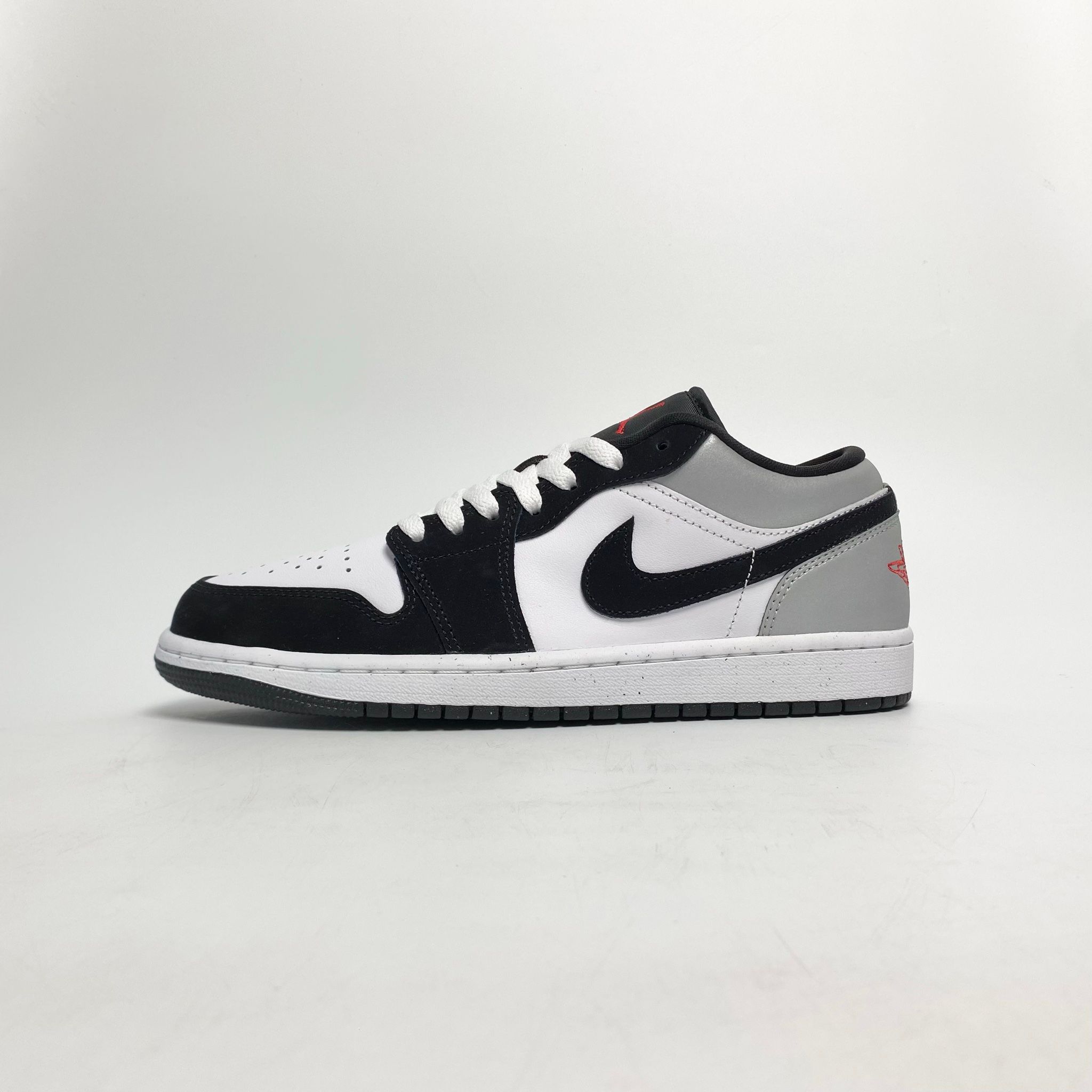 NIKE AIR JORDAN 1 LOW BLACK MATTE SILVER HF3148-106