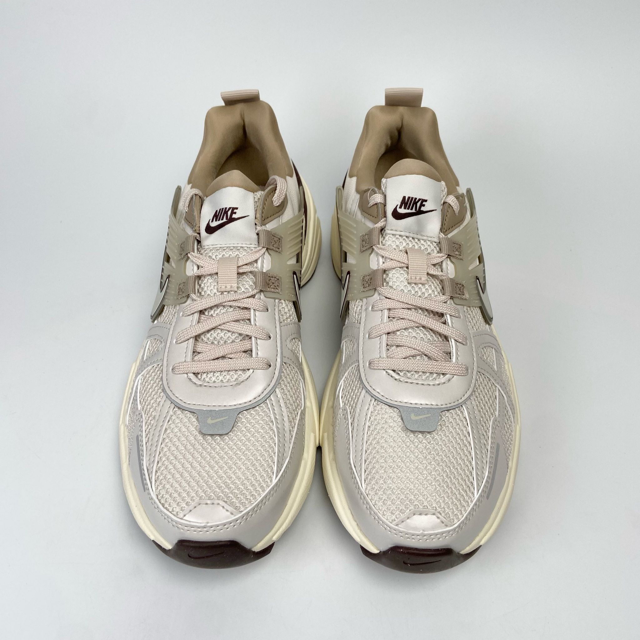 NIKE V2K RUN CREAM FD0736-103