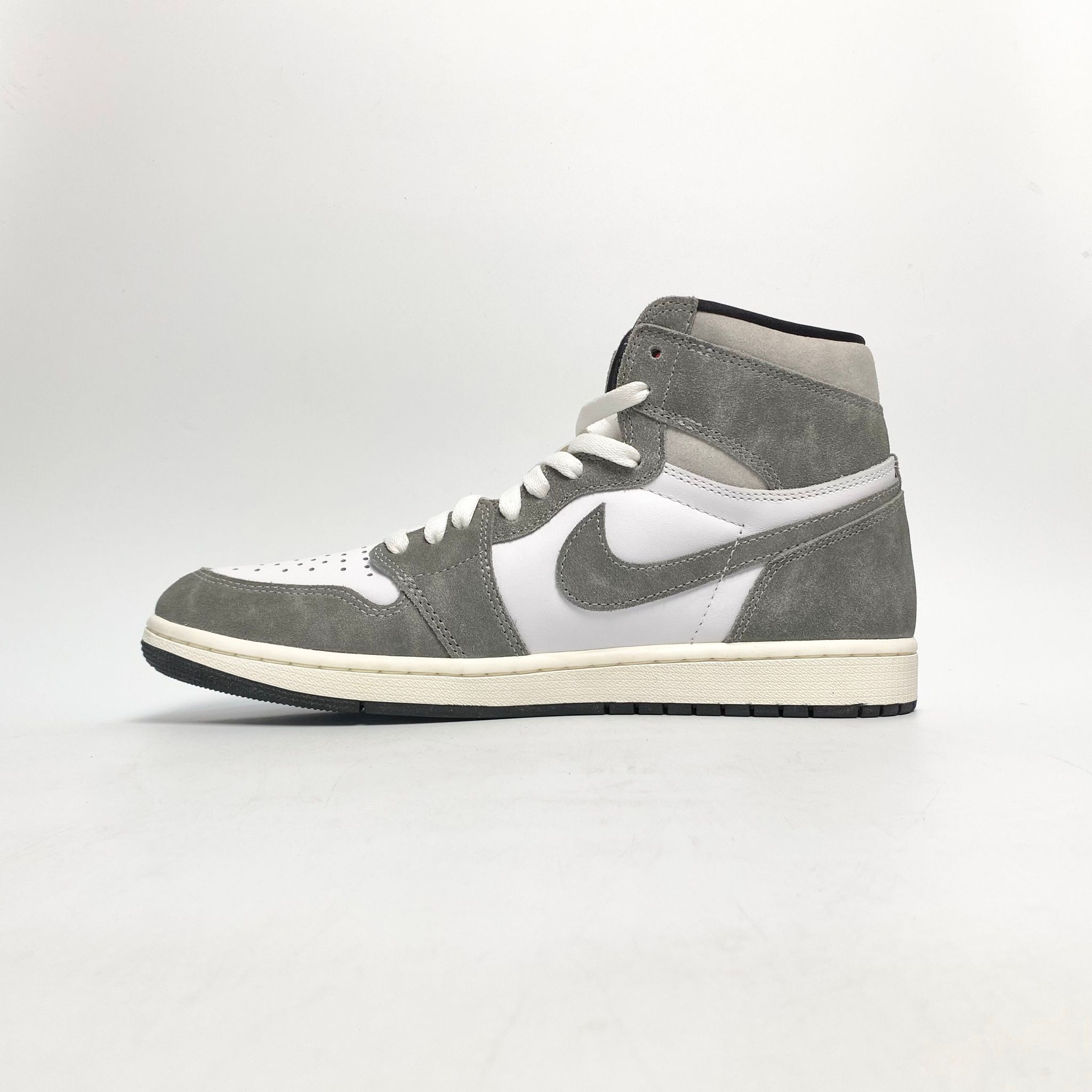 NIKE AIR JORDAN 1 RETRO HIGH OG WASHED HERITAGE DZ5485-051