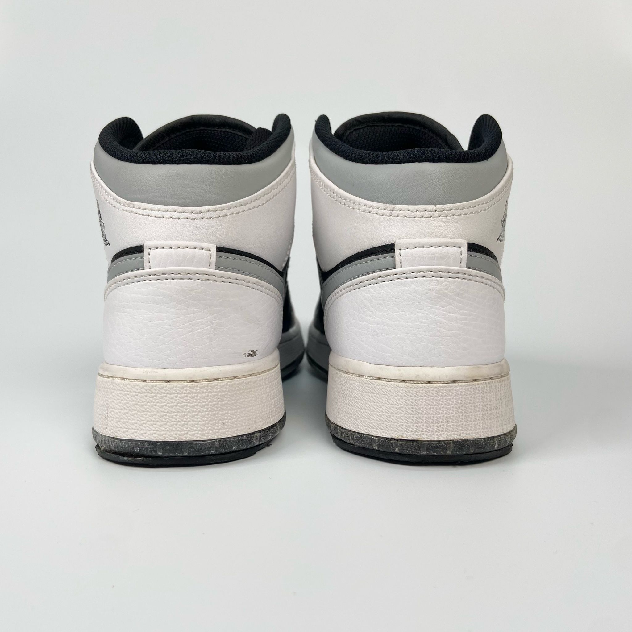 NIKE AIR JORDAN 1 MID WHITE SHADOW 554725-073